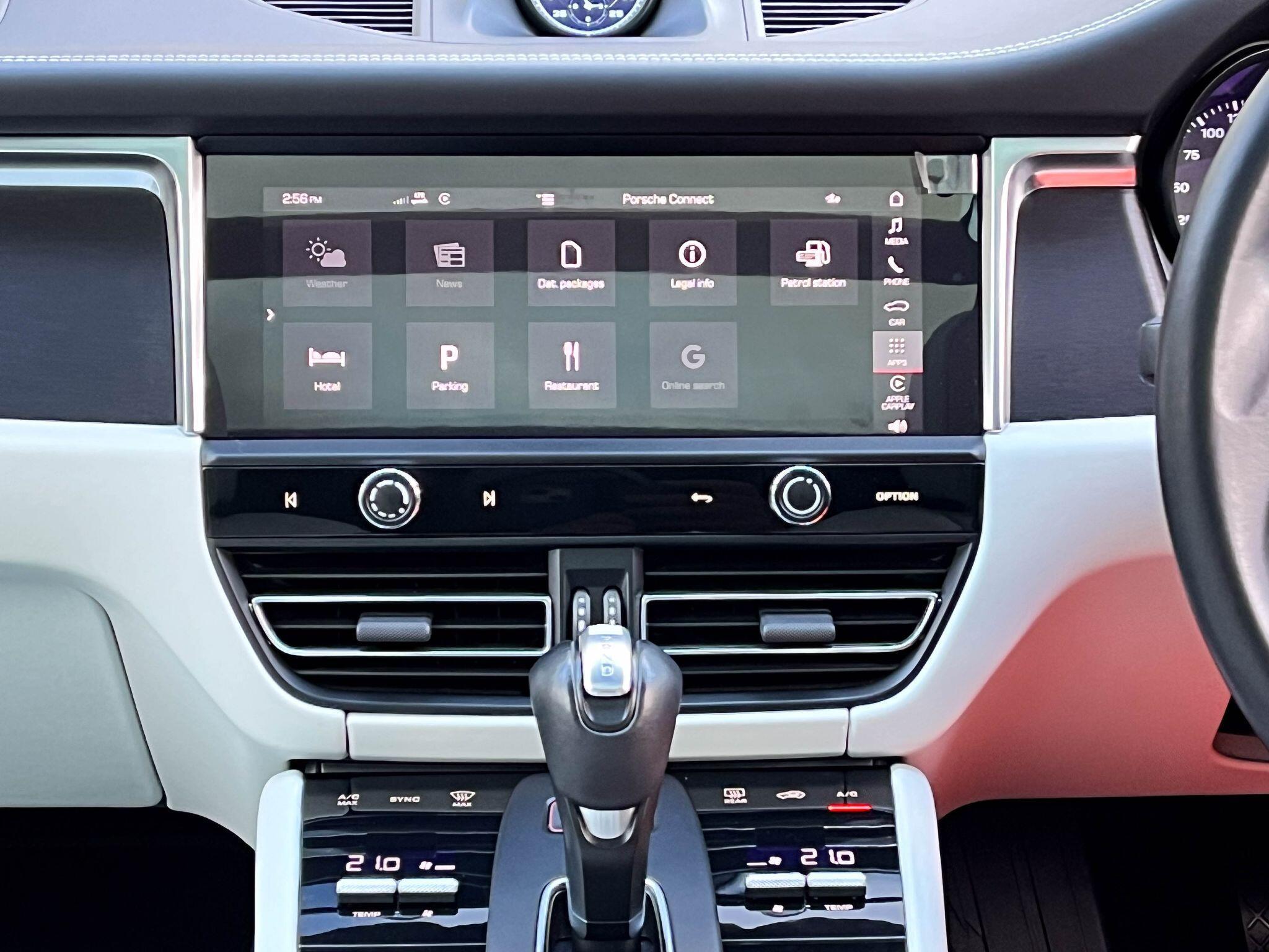Porsche Macan - Image 15