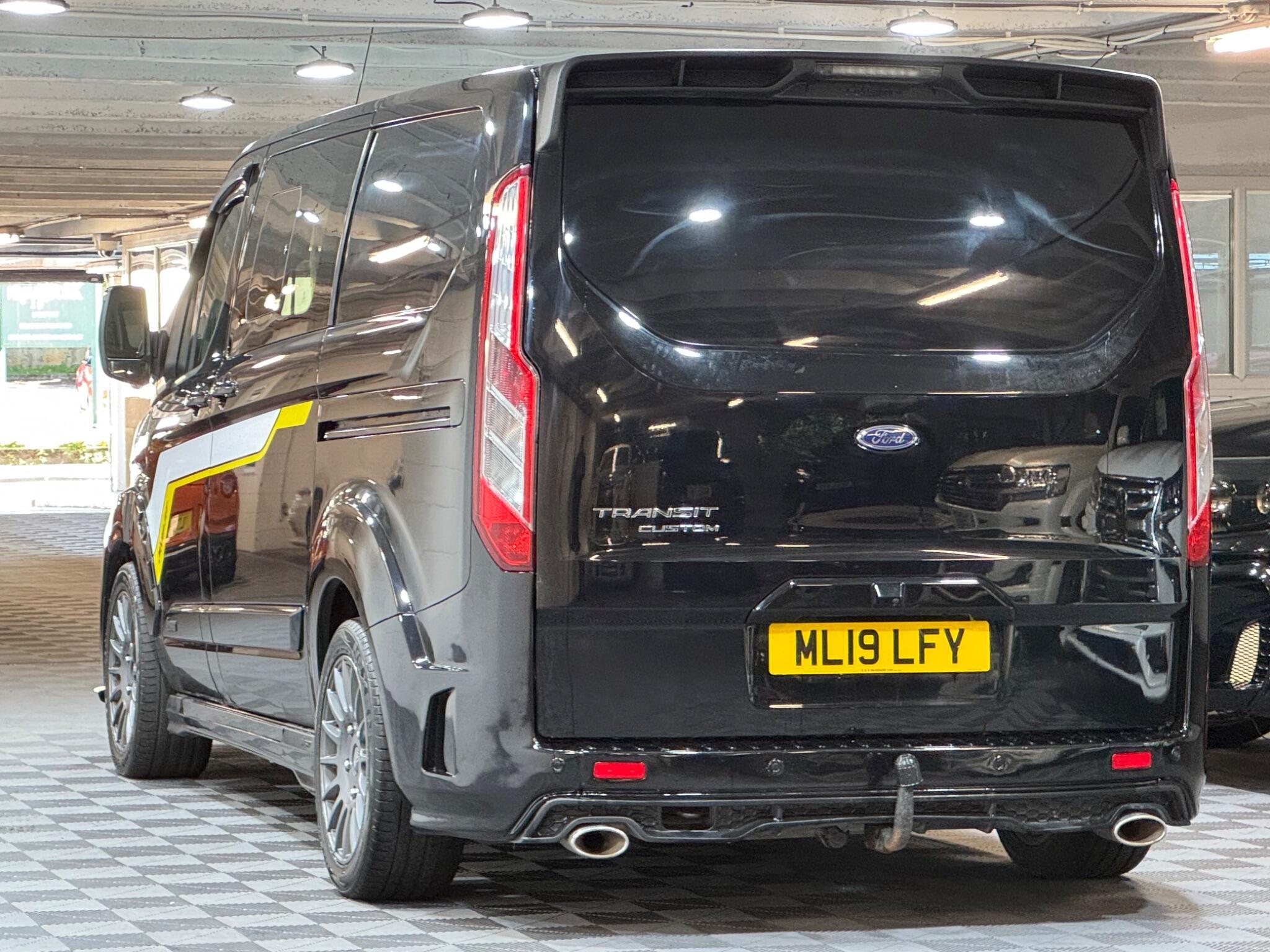 Ford Transit Custom - Image 3