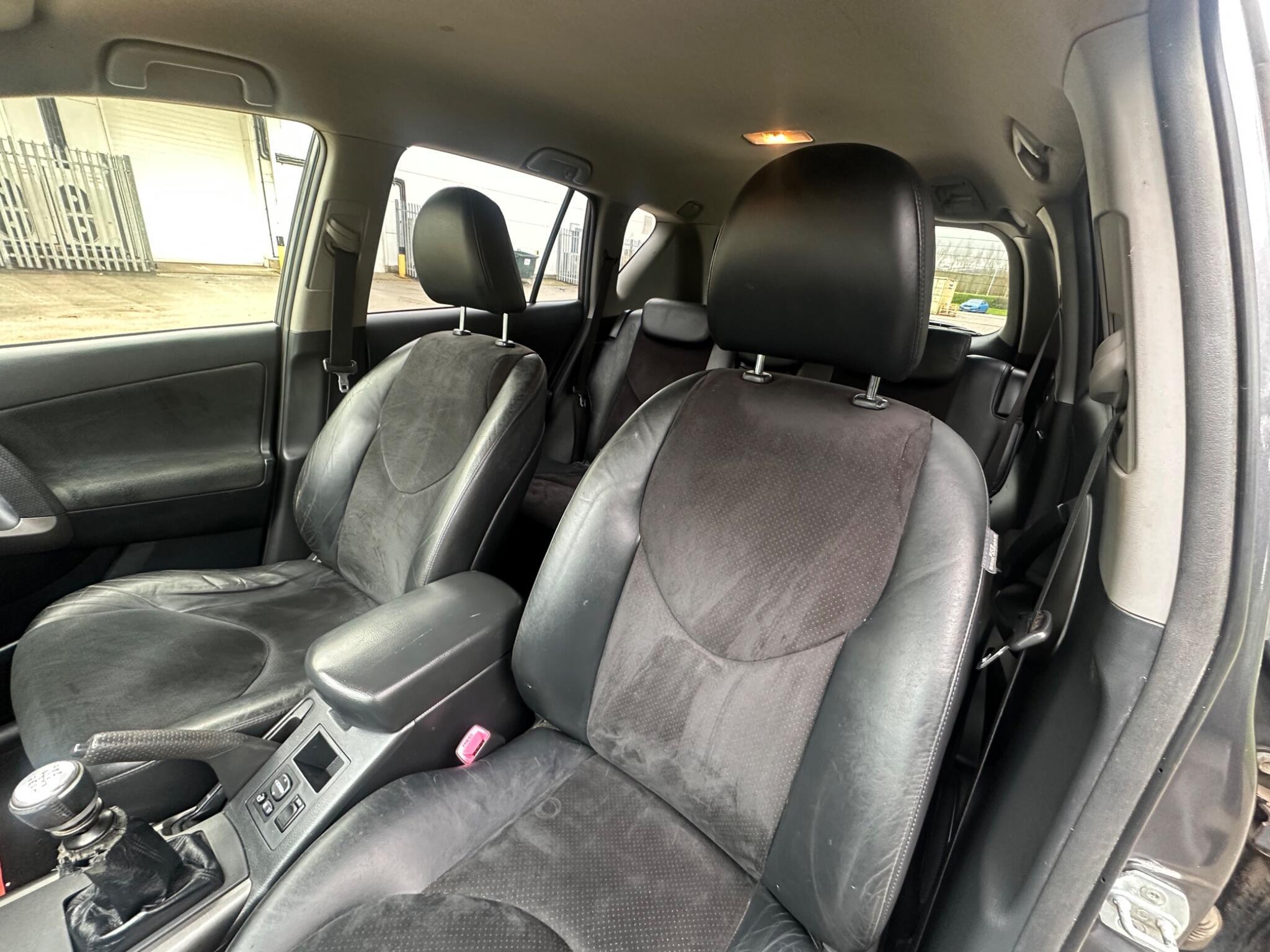 Toyota RAV4 - Image 43