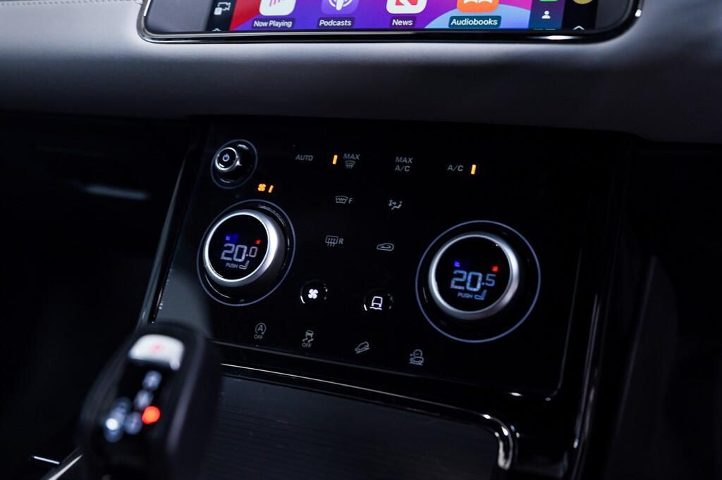 Land Rover Range Rover Evoque - Image 17