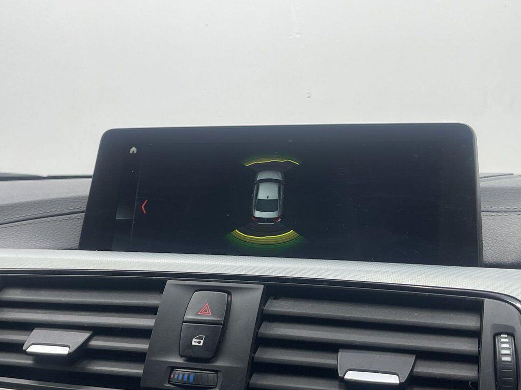 BMW 4 Series - Image 29