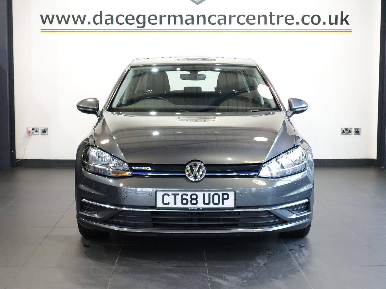 Volkswagen Golf - Image 4