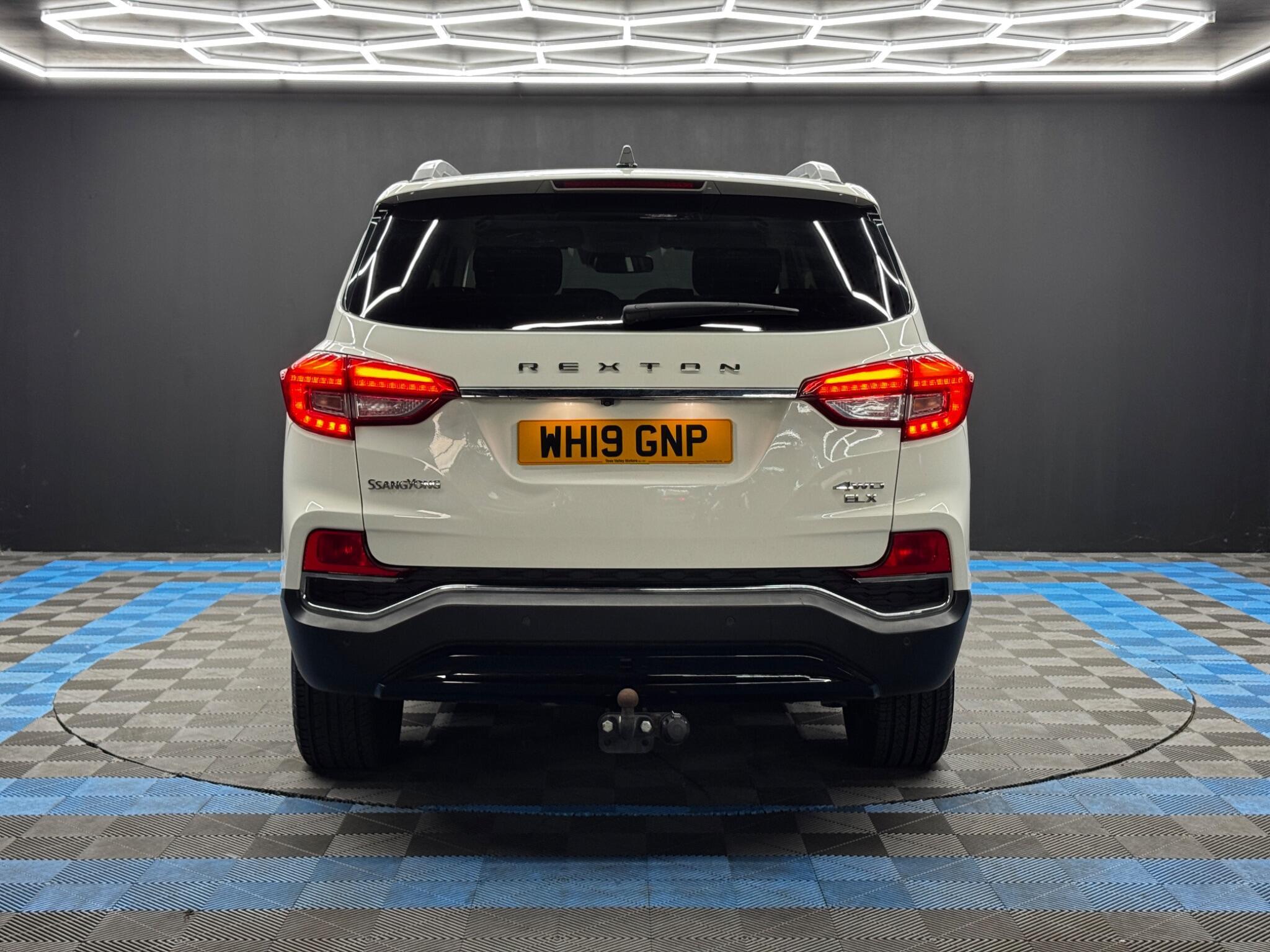 Ssangyong Rexton - Image 6