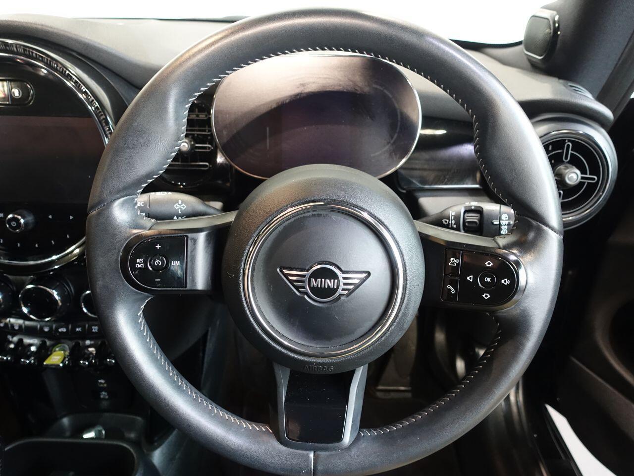 MINI Electric Hatch - Image 20