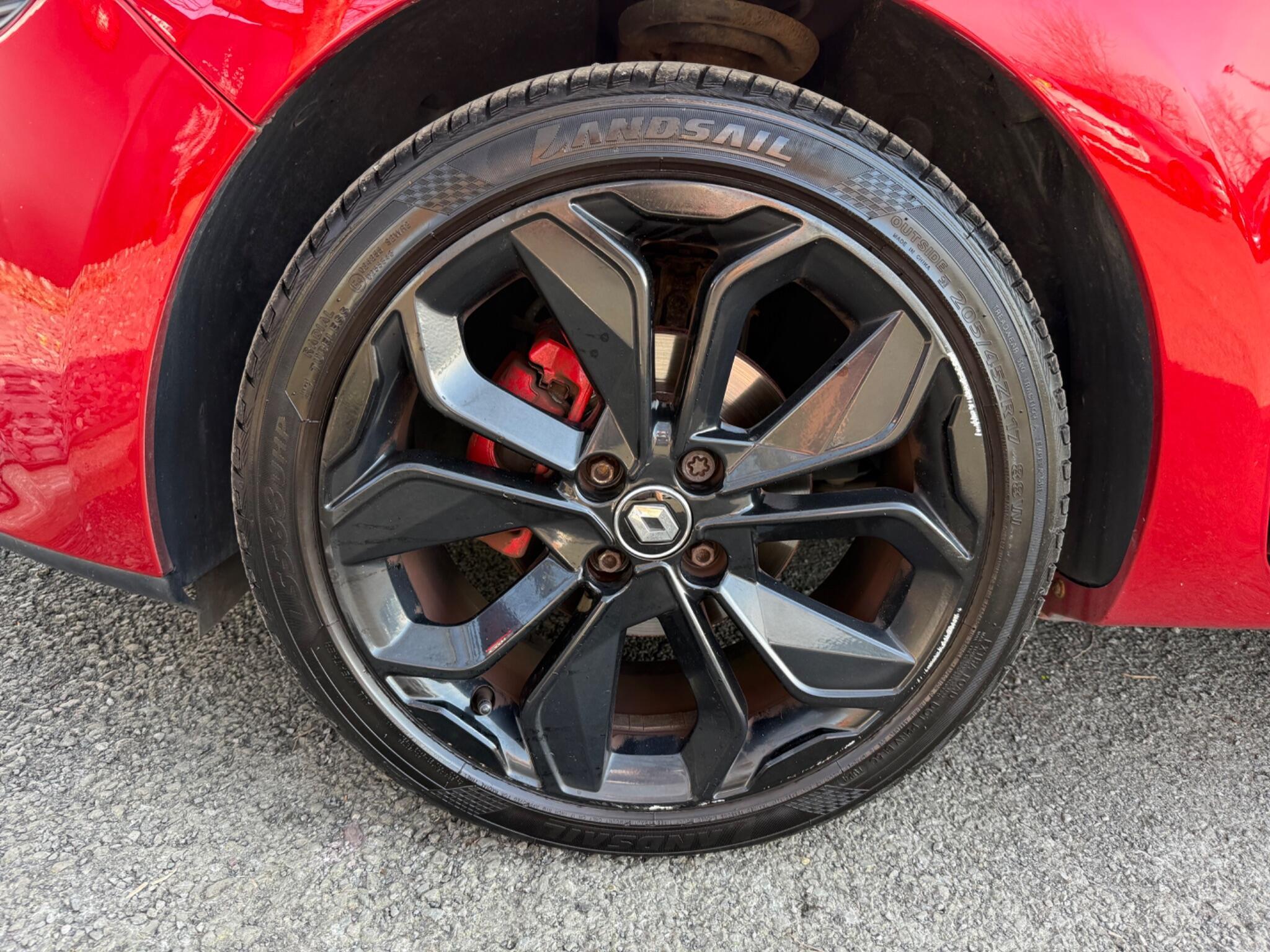 Renault Clio - Image 26