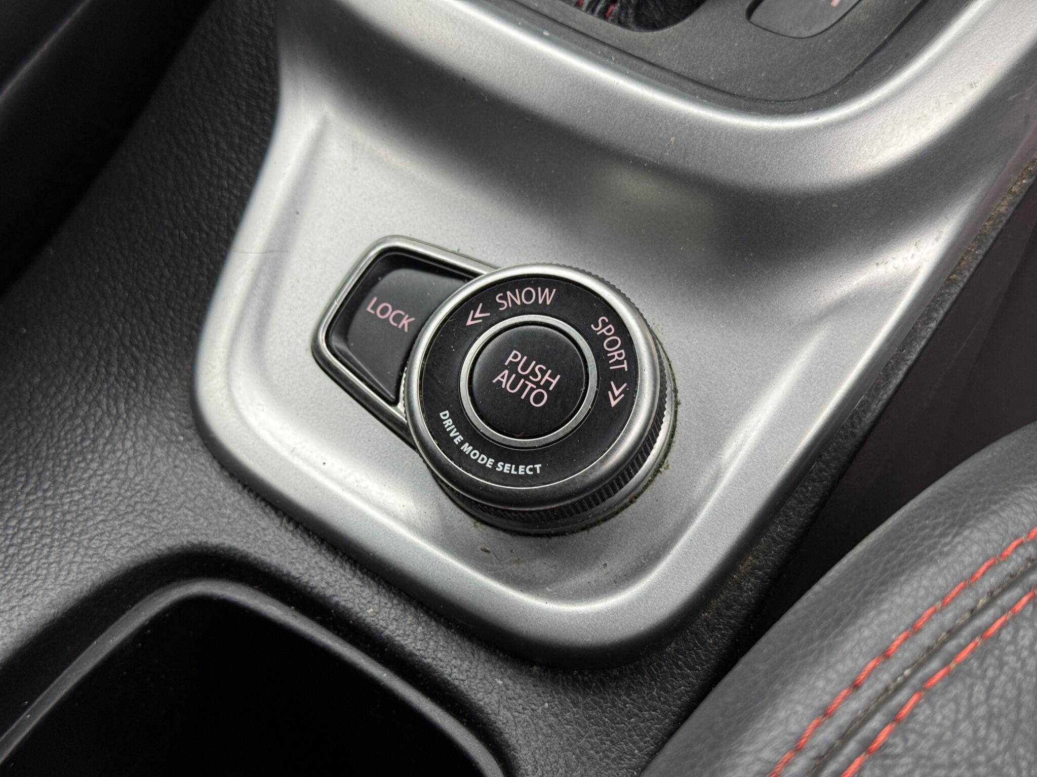 Suzuki Vitara - Image 25