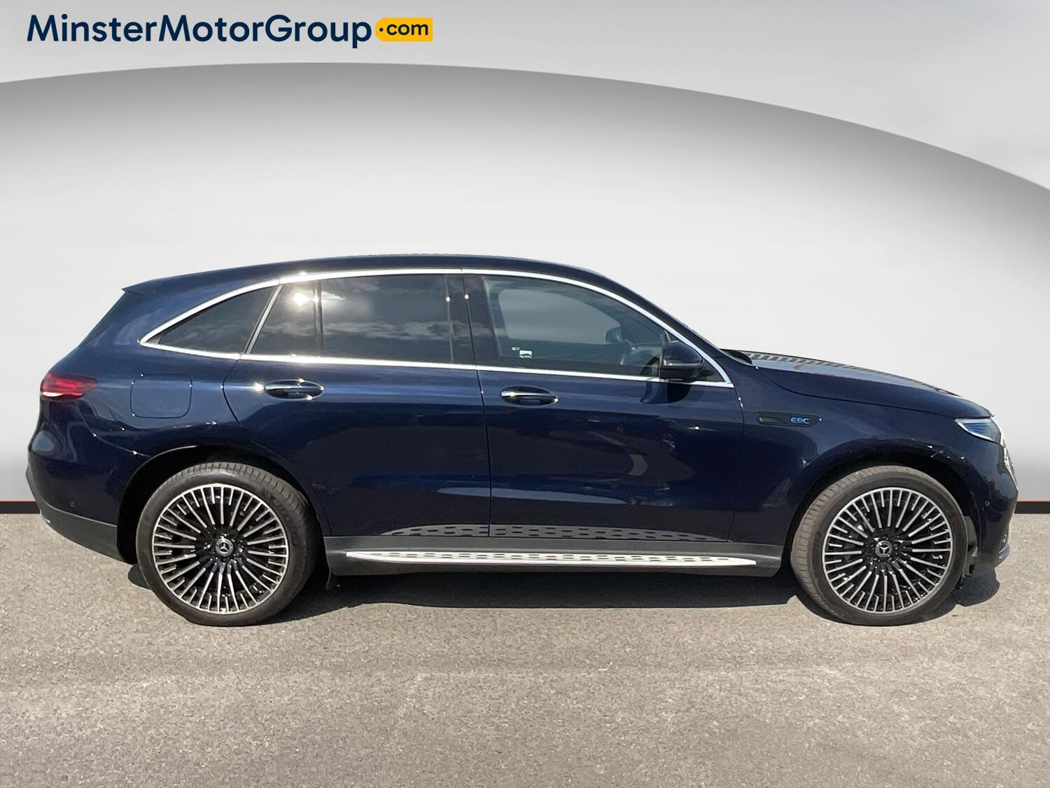 Mercedes Eqc - Image 2