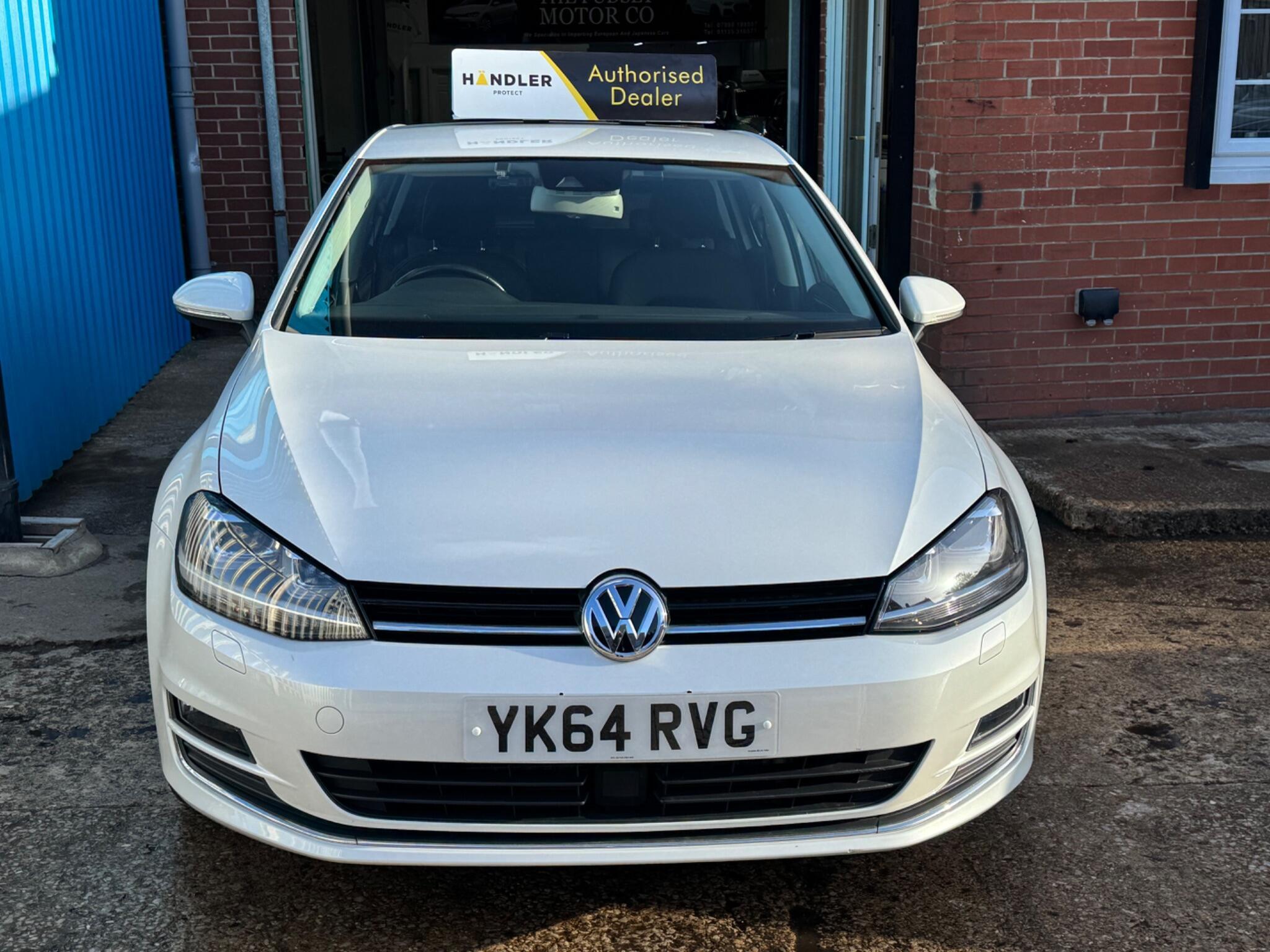 Volkswagen Golf - Image 13