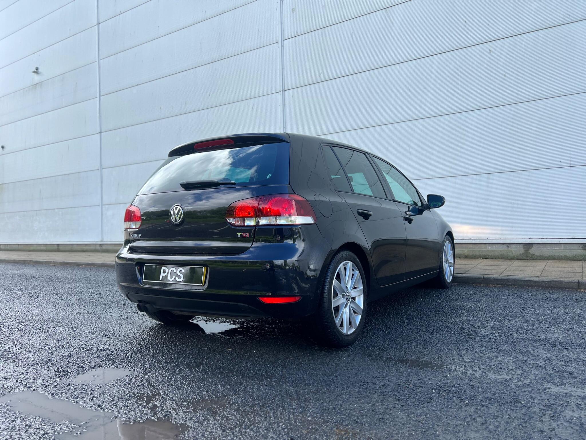 Volkswagen Golf - Image 11