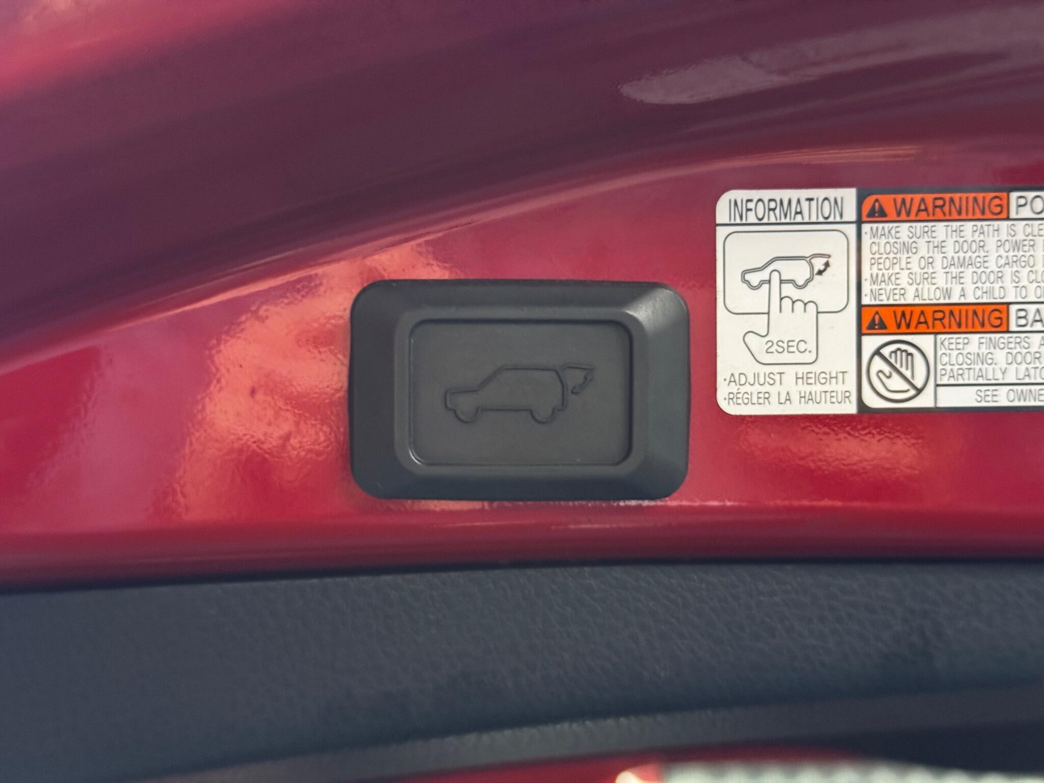 Toyota RAV4 - Image 30