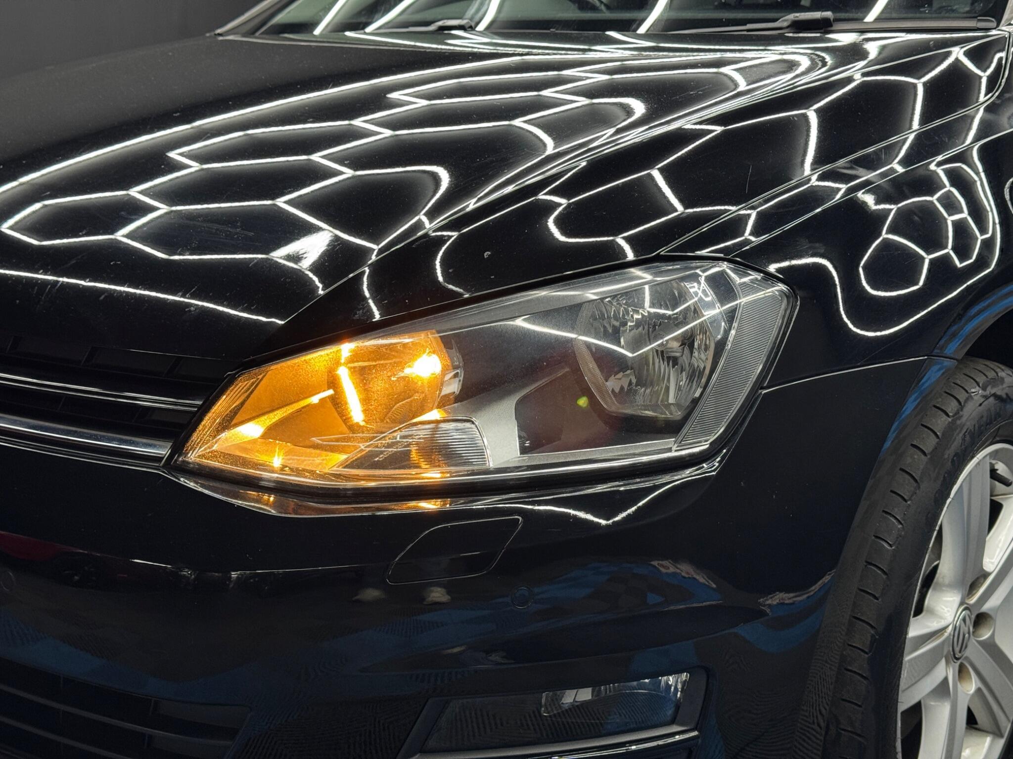 Volkswagen Golf - Image 46