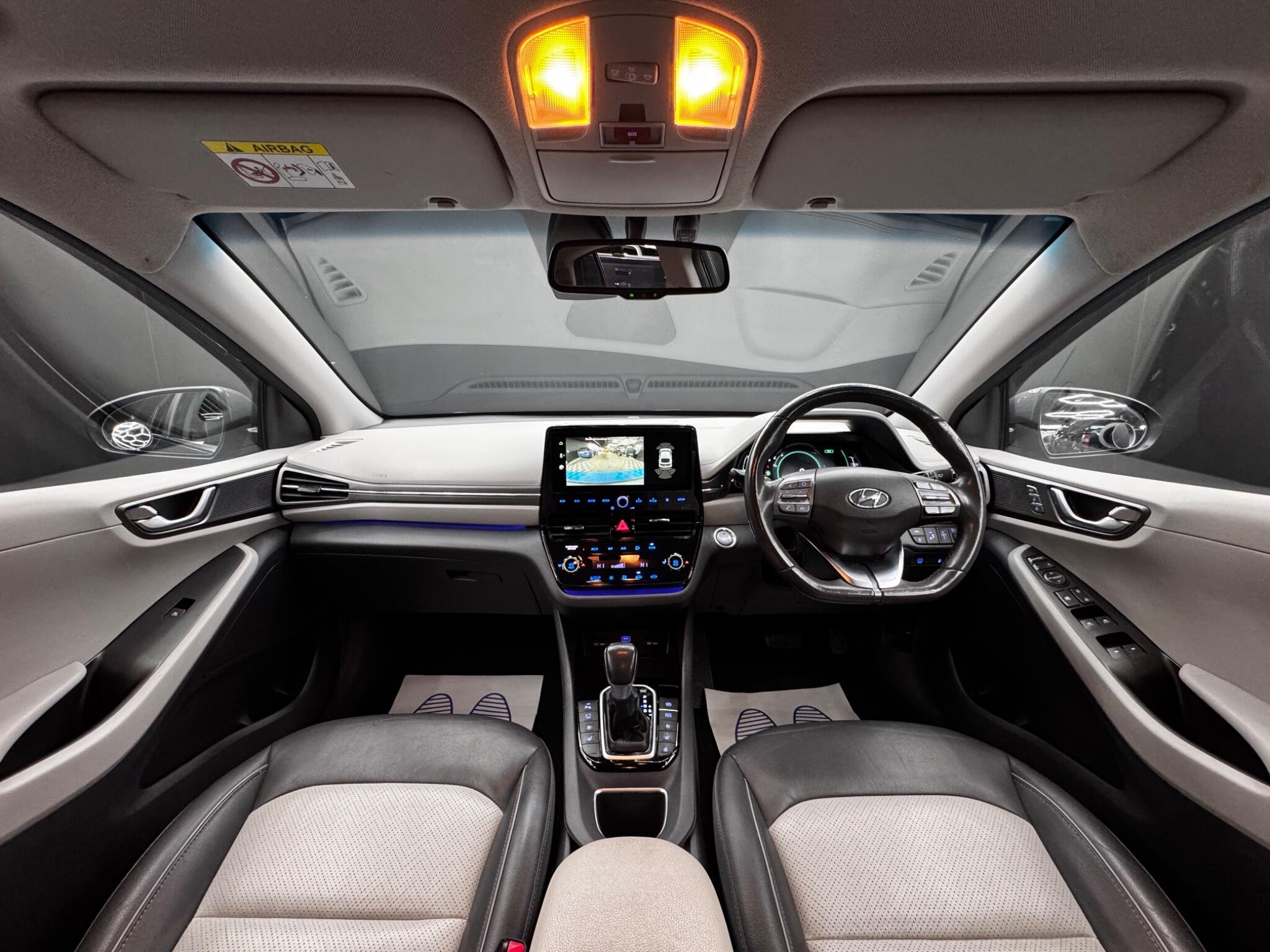 Hyundai Ioniq - Image 17