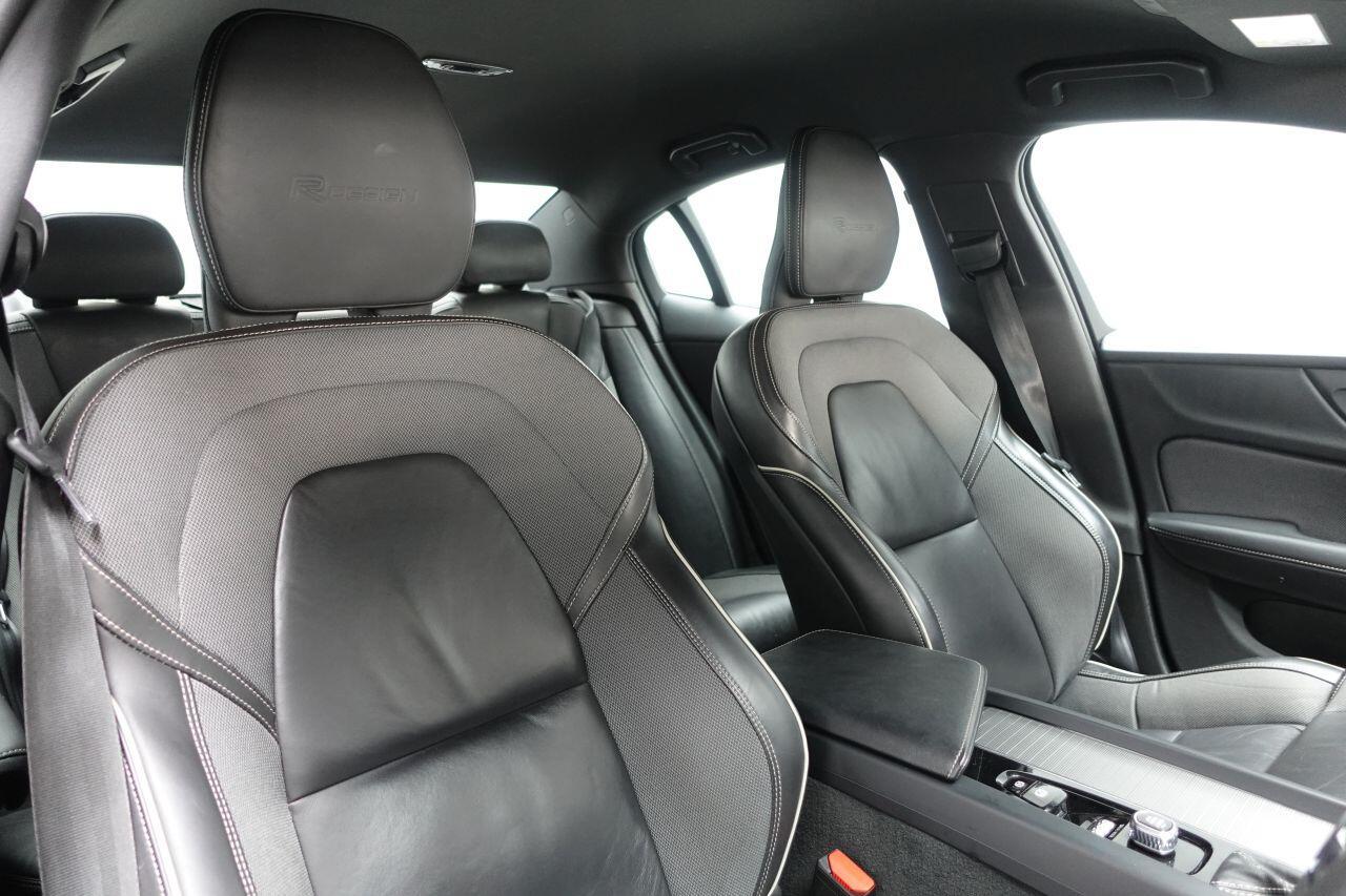 Volvo S60 - Image 3