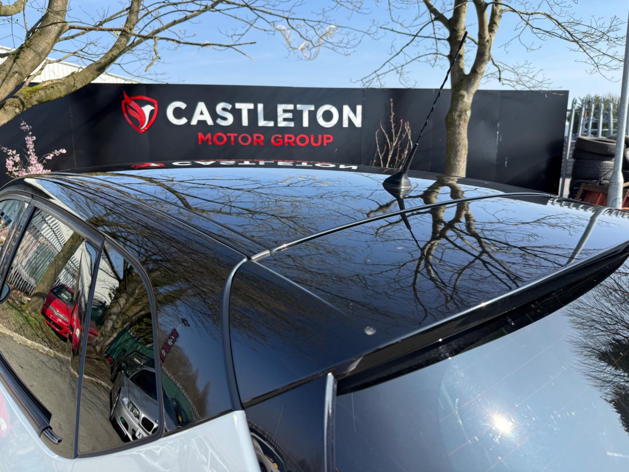 Renault Captur - Image 43