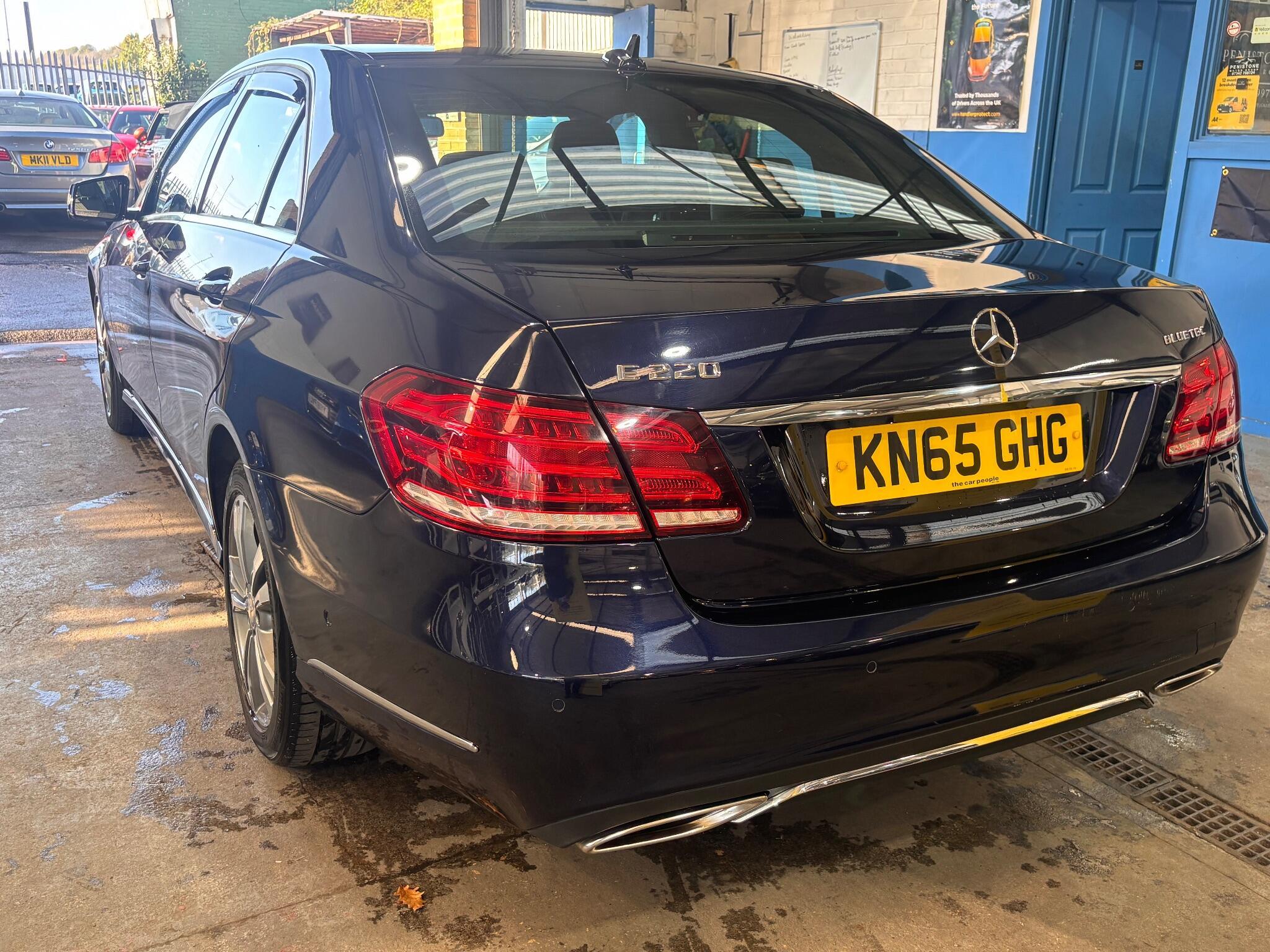 Mercedes E Class - Image 19