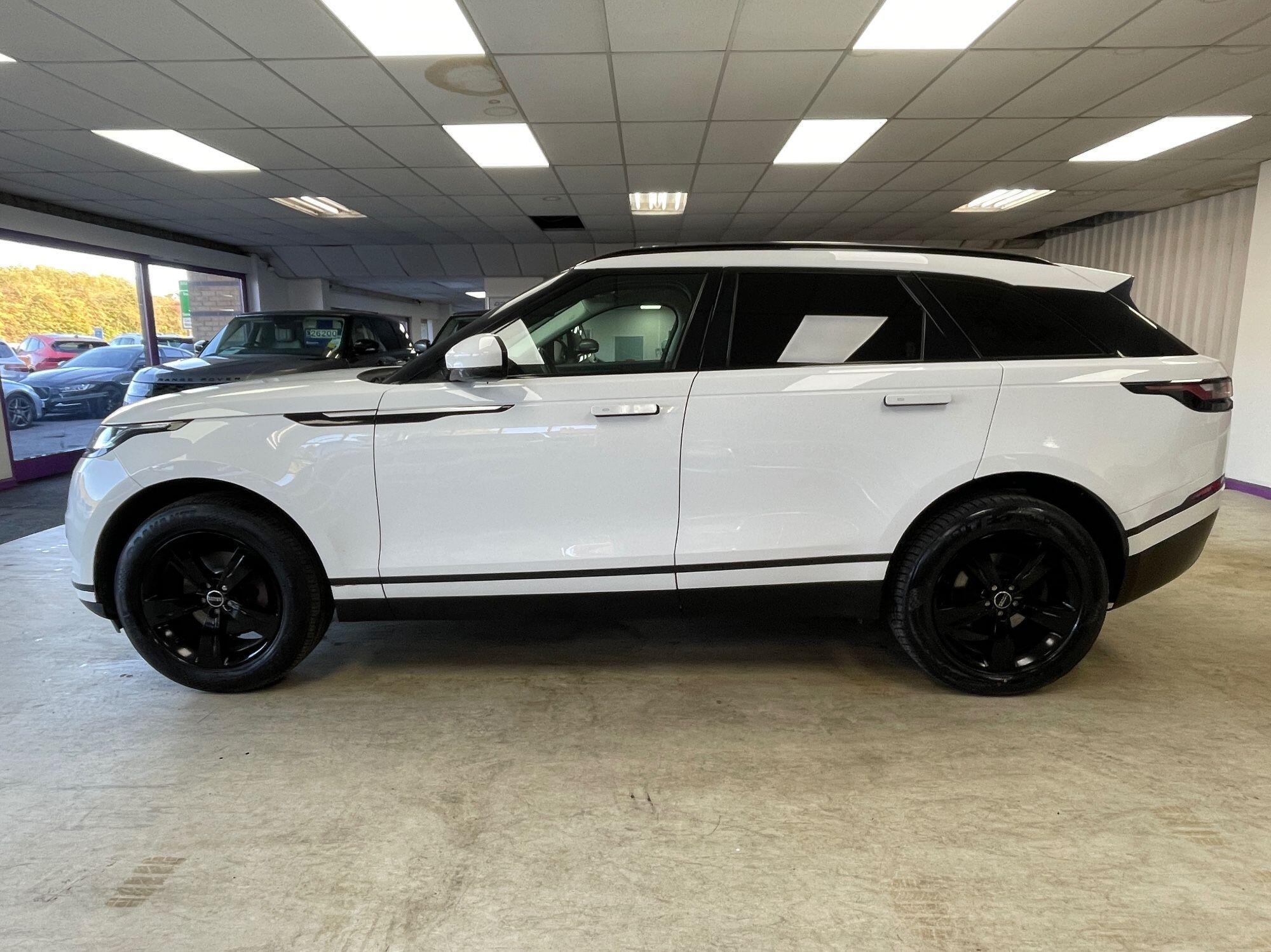 Land Rover Range Rover Velar - Image 12