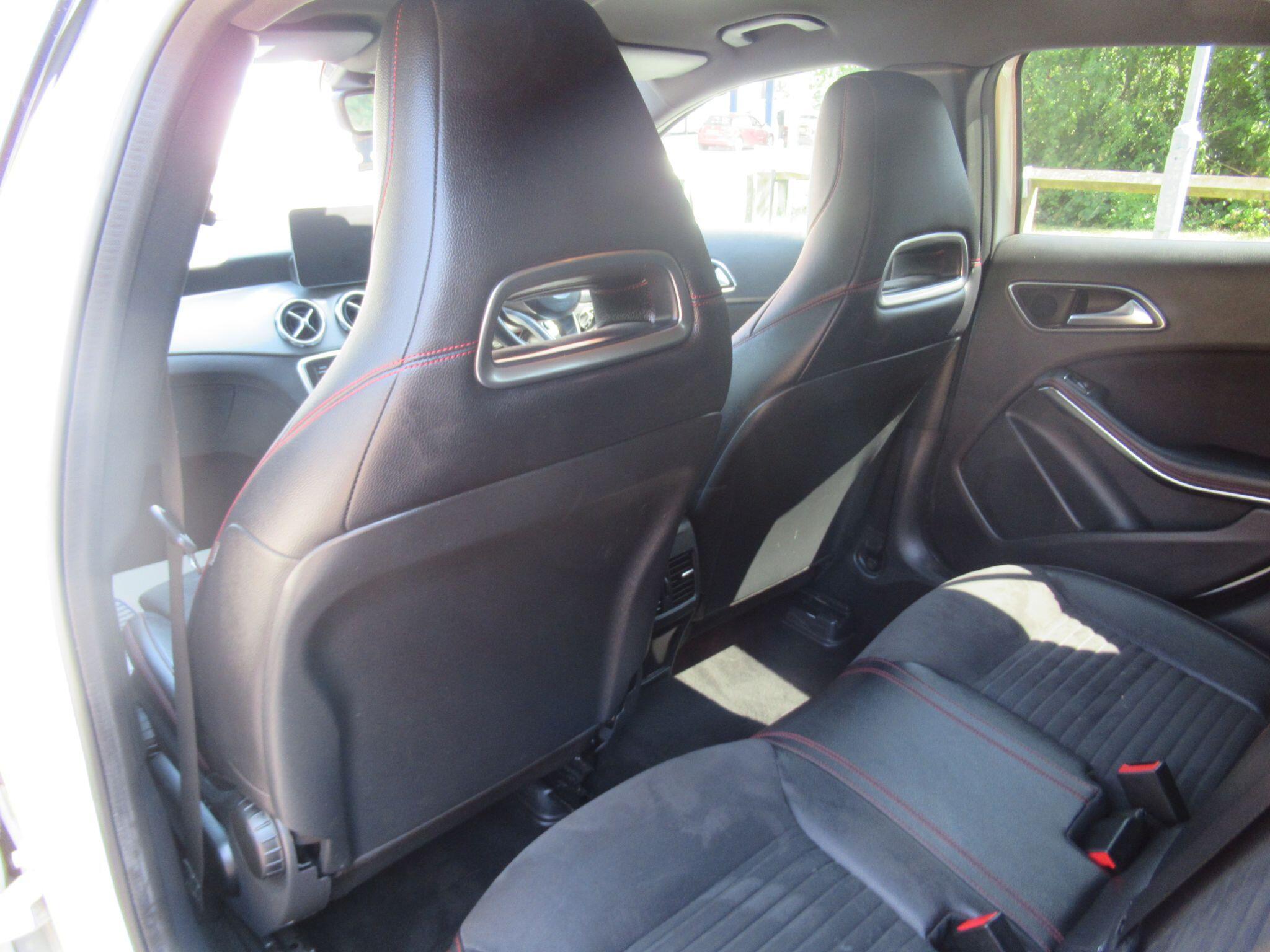 Mercedes GLA - Image 13