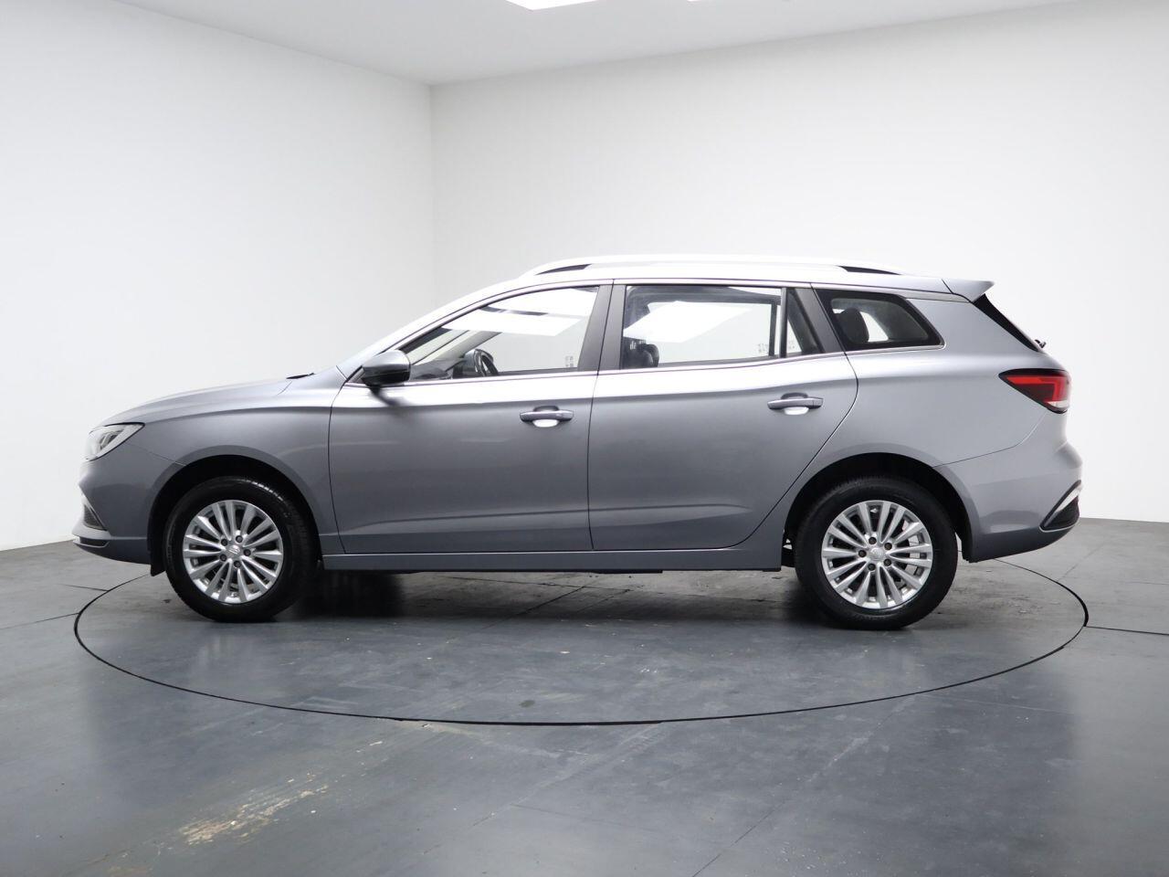 MG MG5 - Image 8