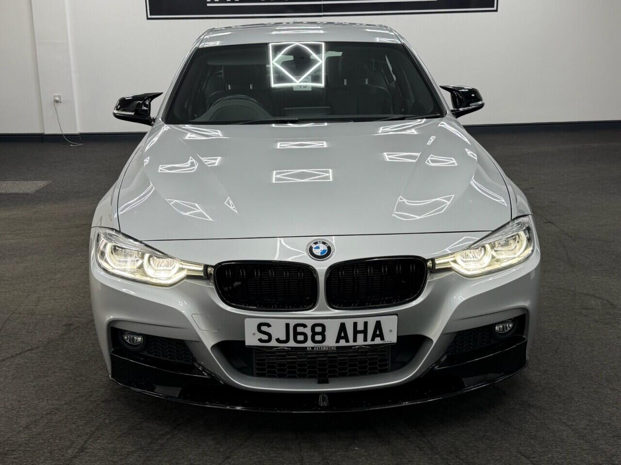 BMW 3 Series - Image 9