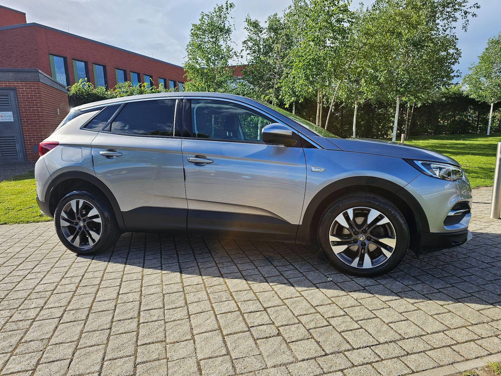Vauxhall Grandland X - Image 7