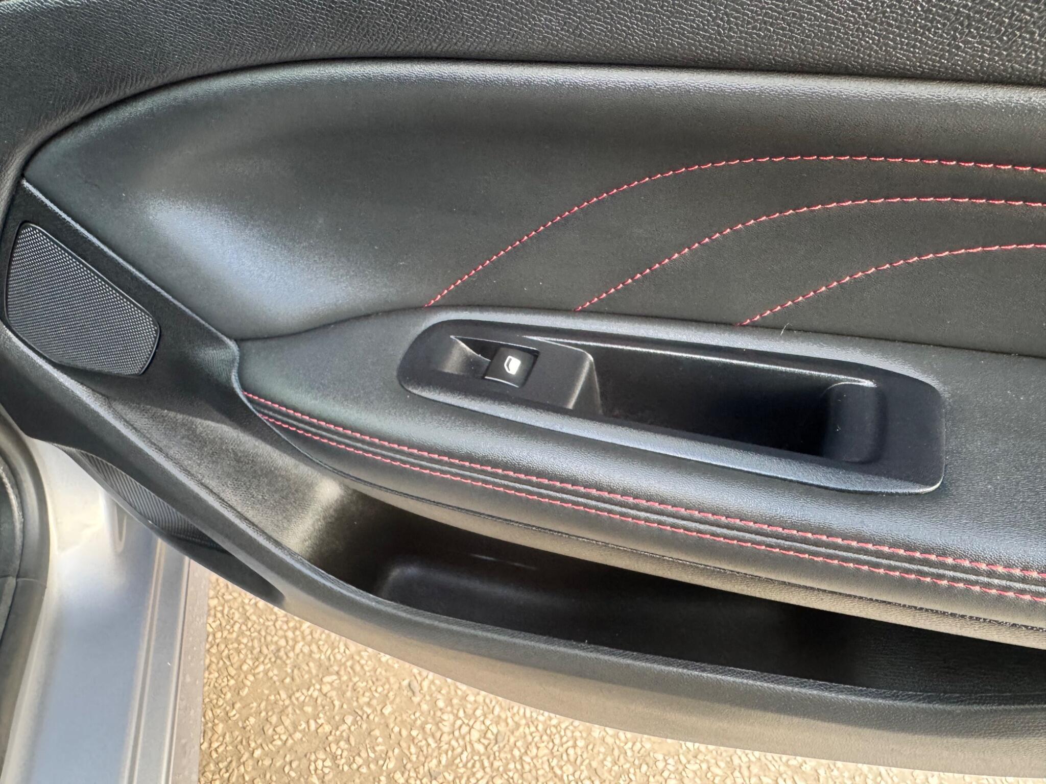 Peugeot 308 - Image 22