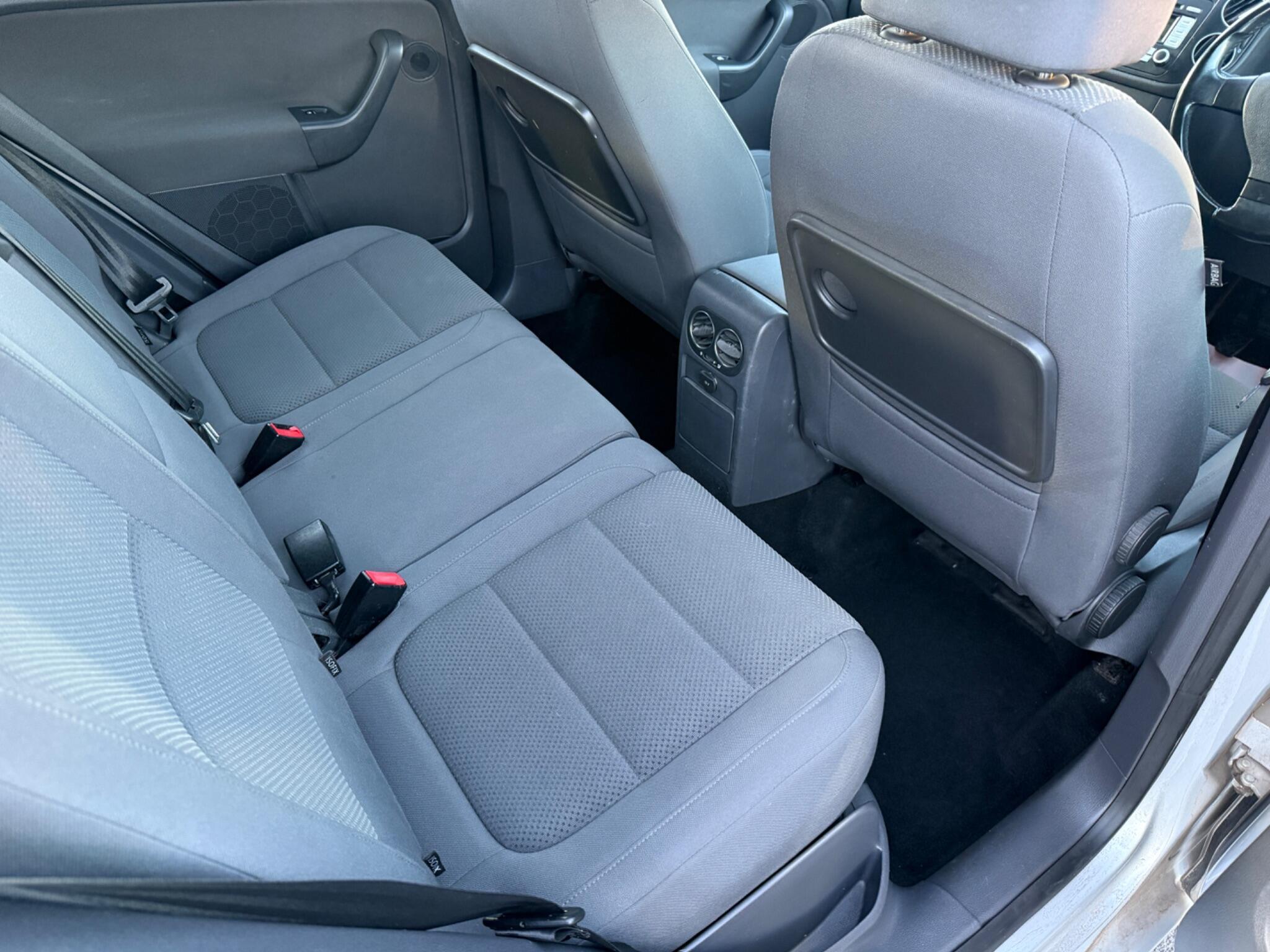 Volkswagen Golf Plus - Image 25