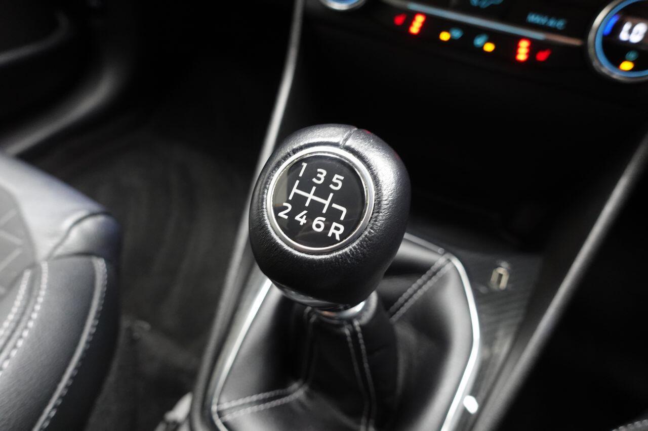 Ford Fiesta - Image 49