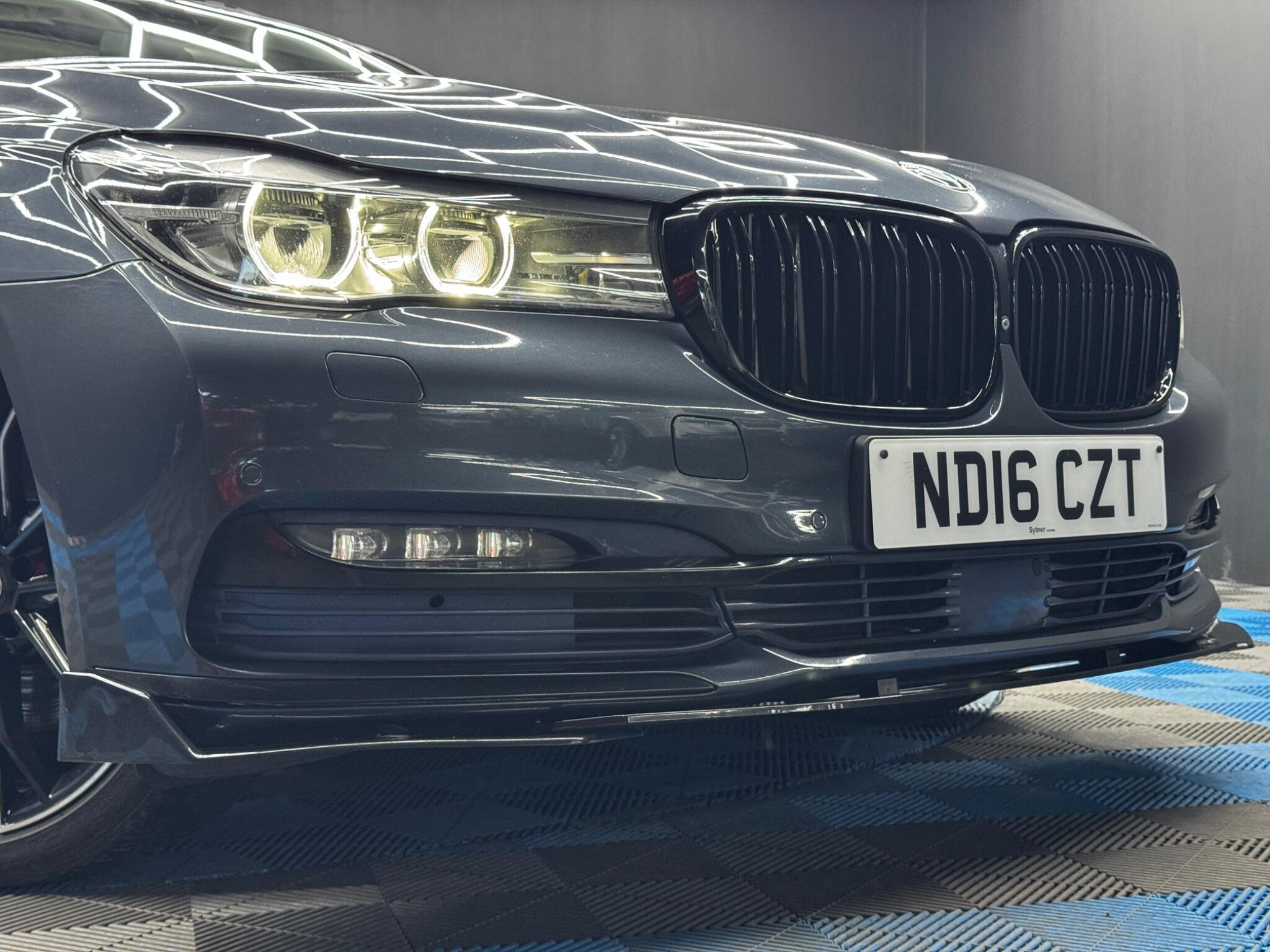 BMW 7 Series - Image 50