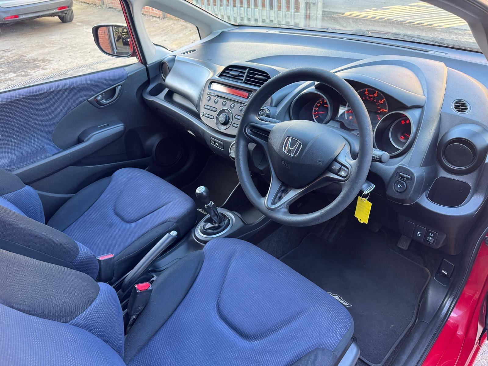 Honda Jazz - Image 9