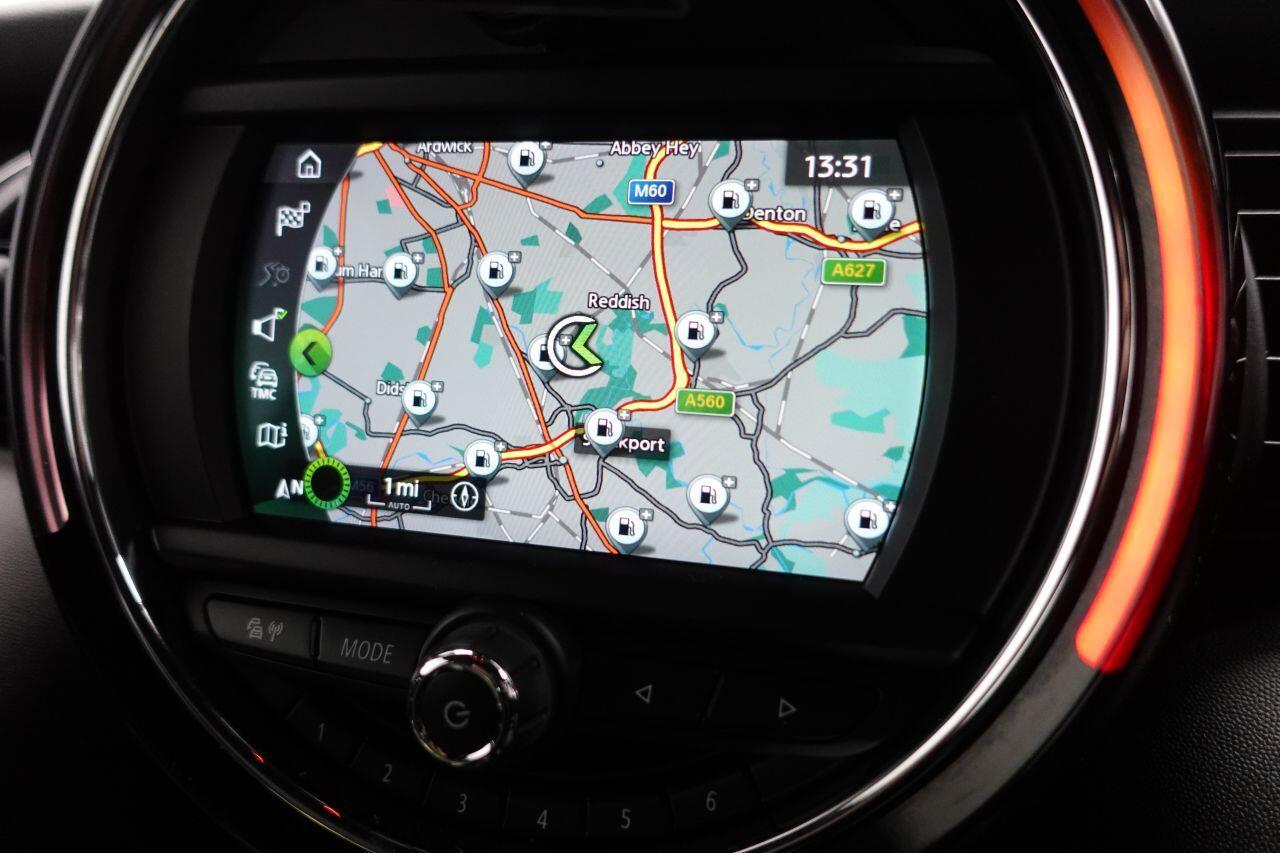 MINI Hatch - Image 2