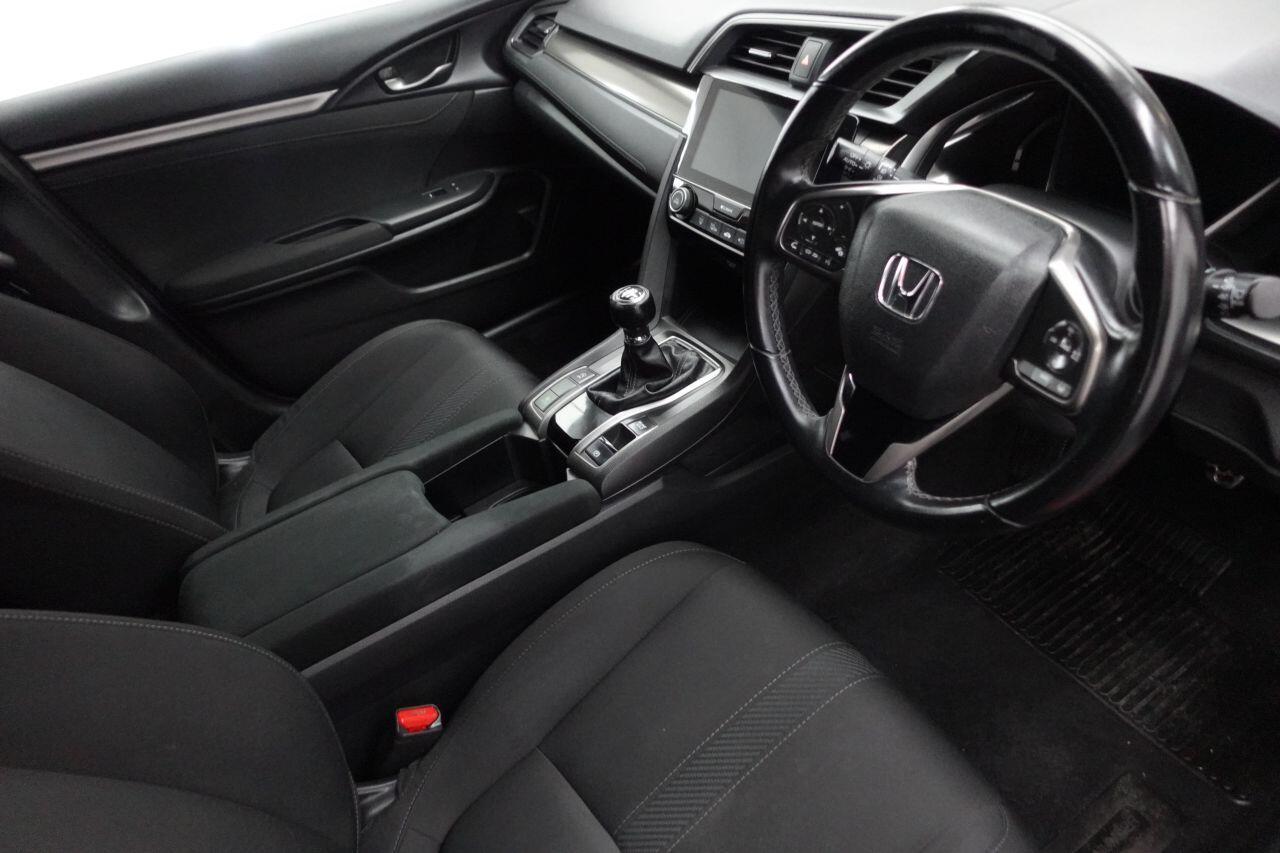 Honda Civic - Image 15