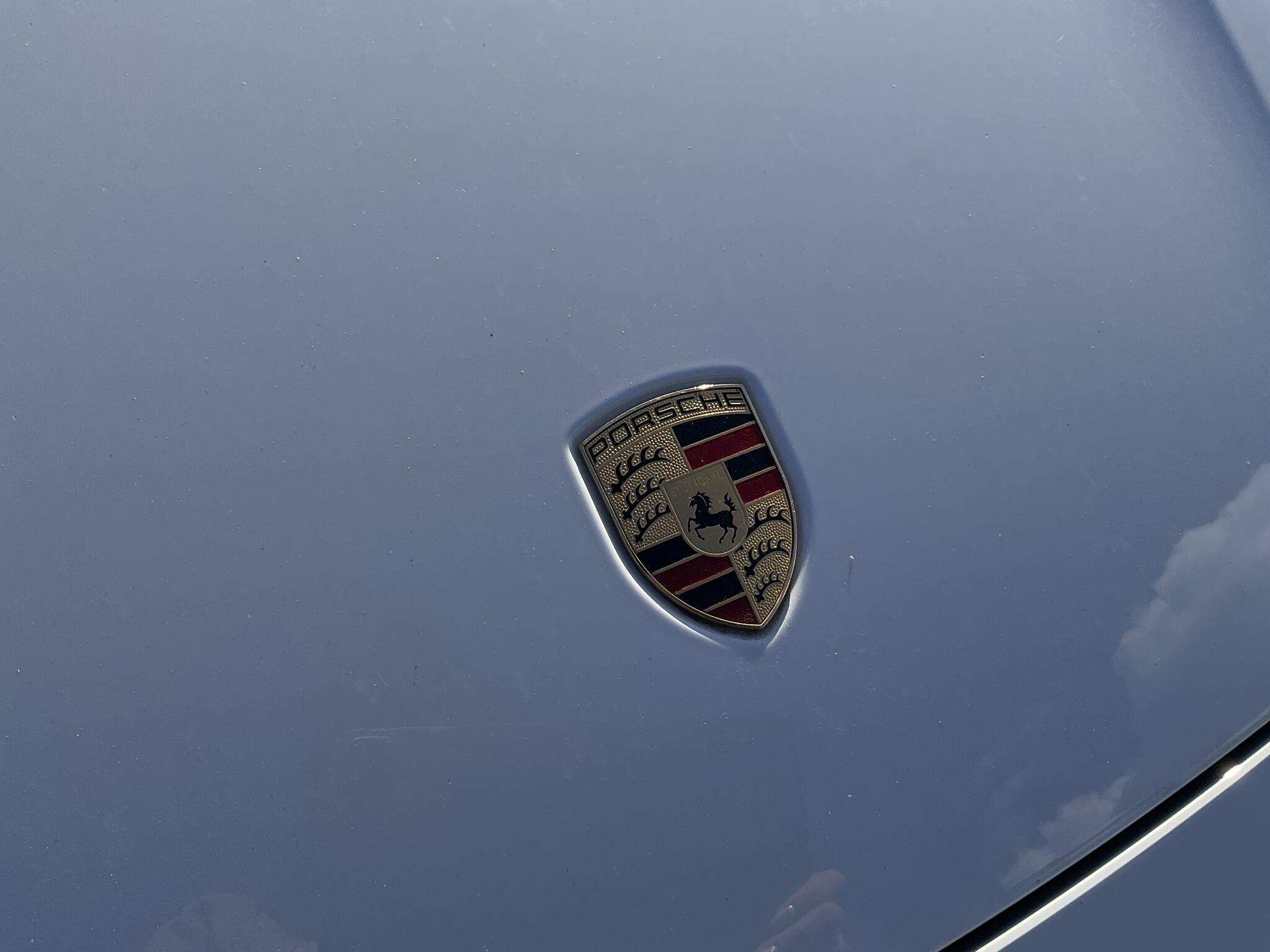 Porsche Taycan - Image 13