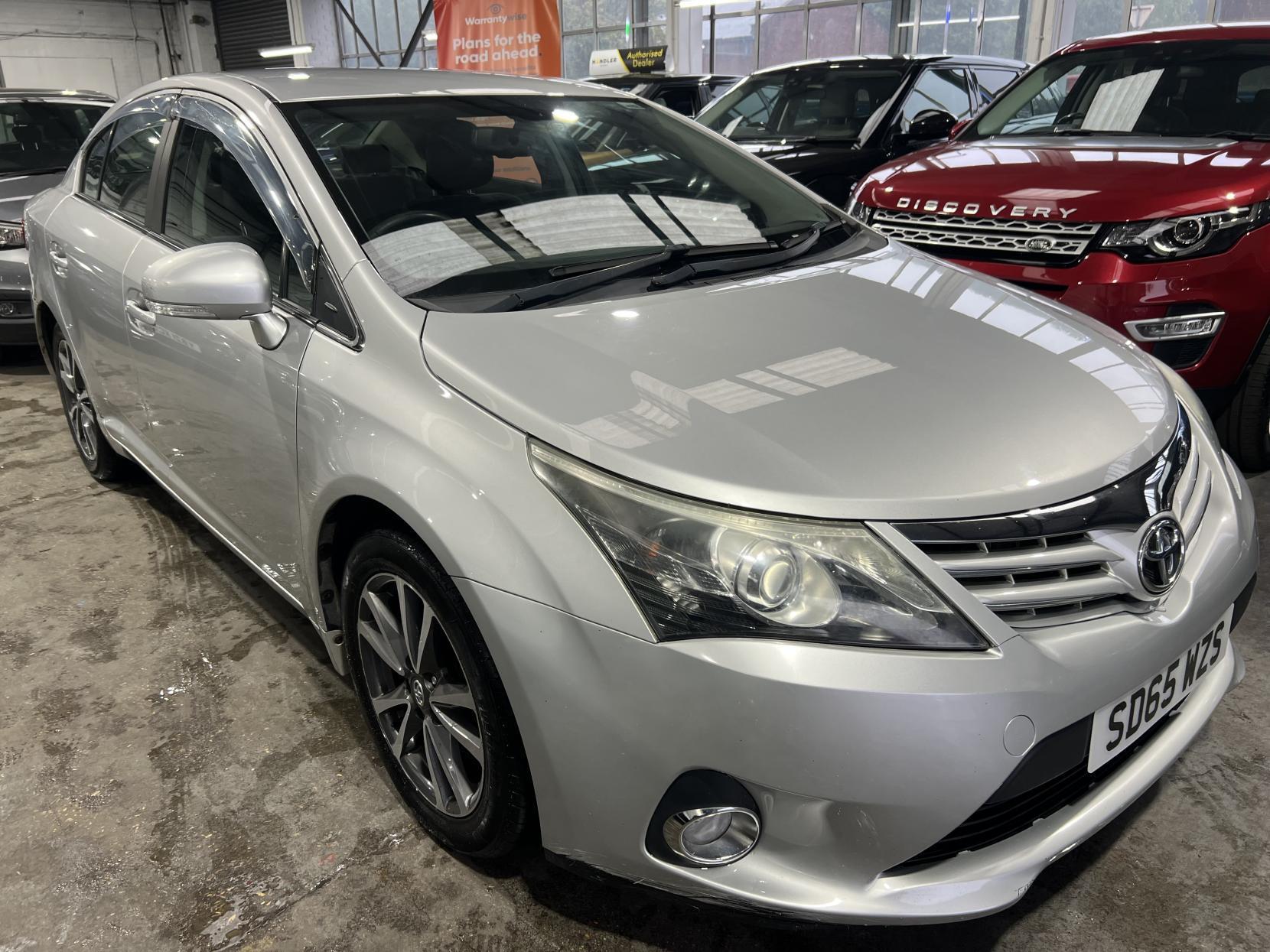 Toyota Avensis - Image 2