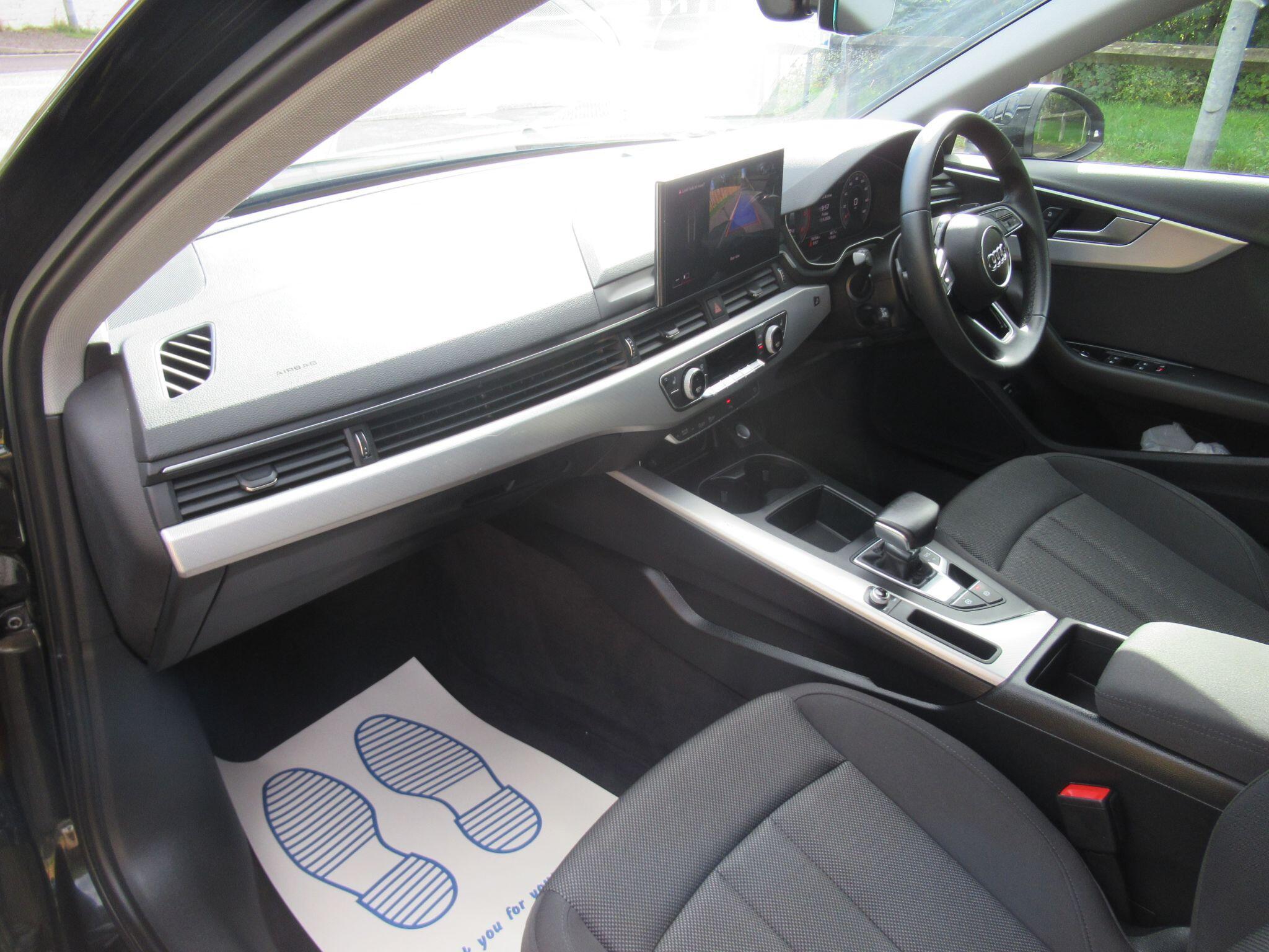 Audi A4 Avant - Image 14