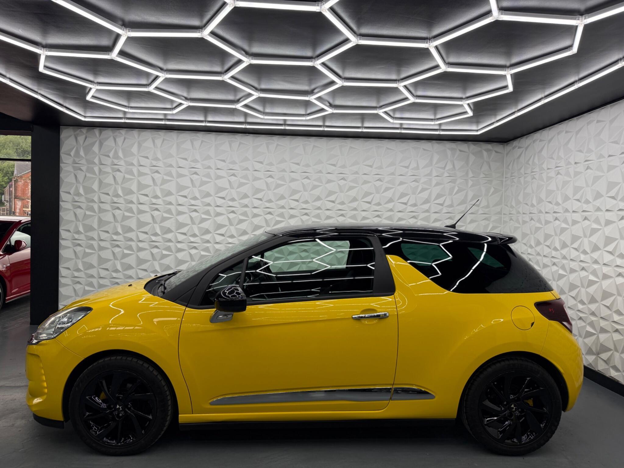DS AUTOMOBILES DS 3 - Image 7