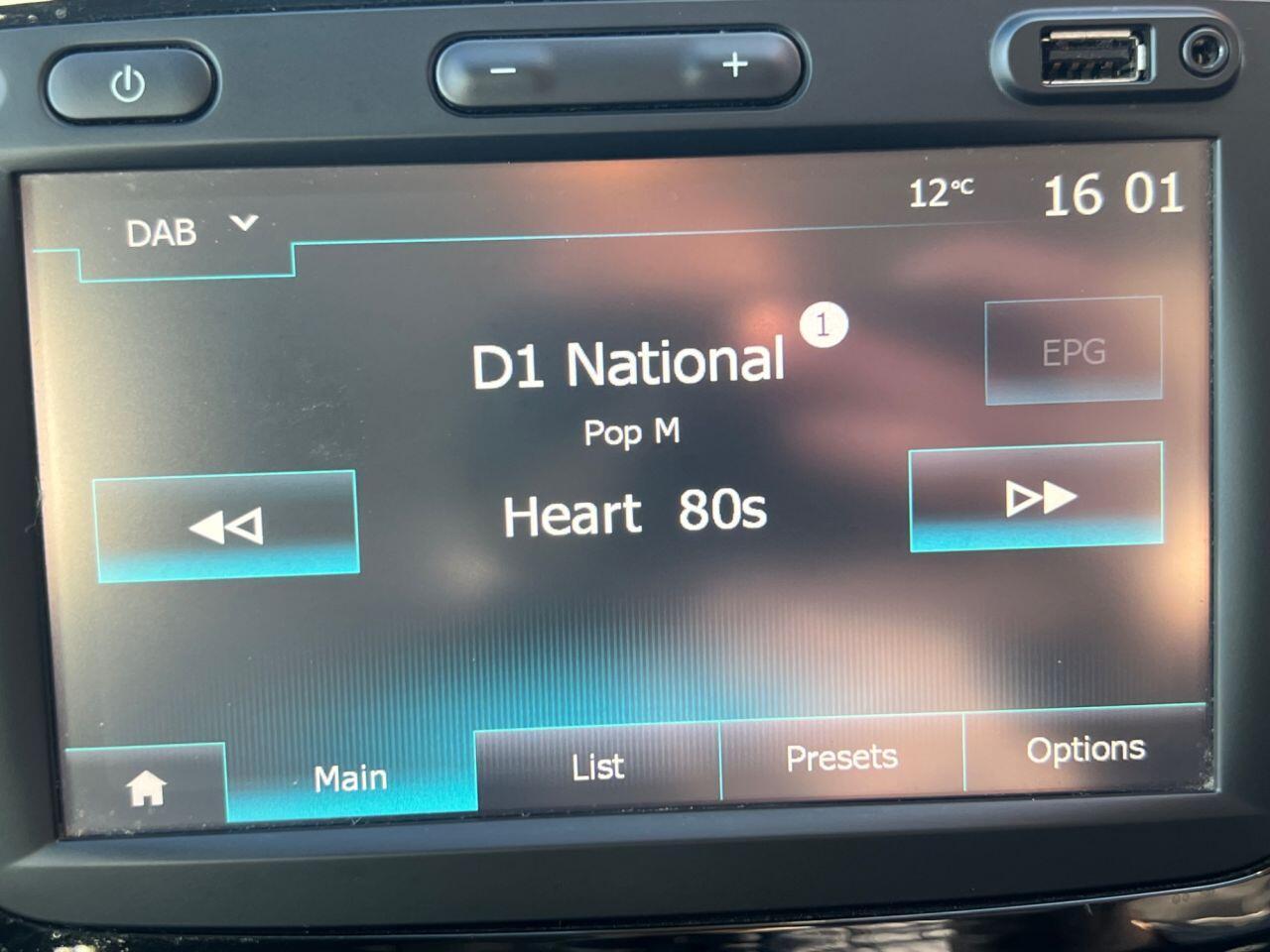 Renault Captur - Image 17