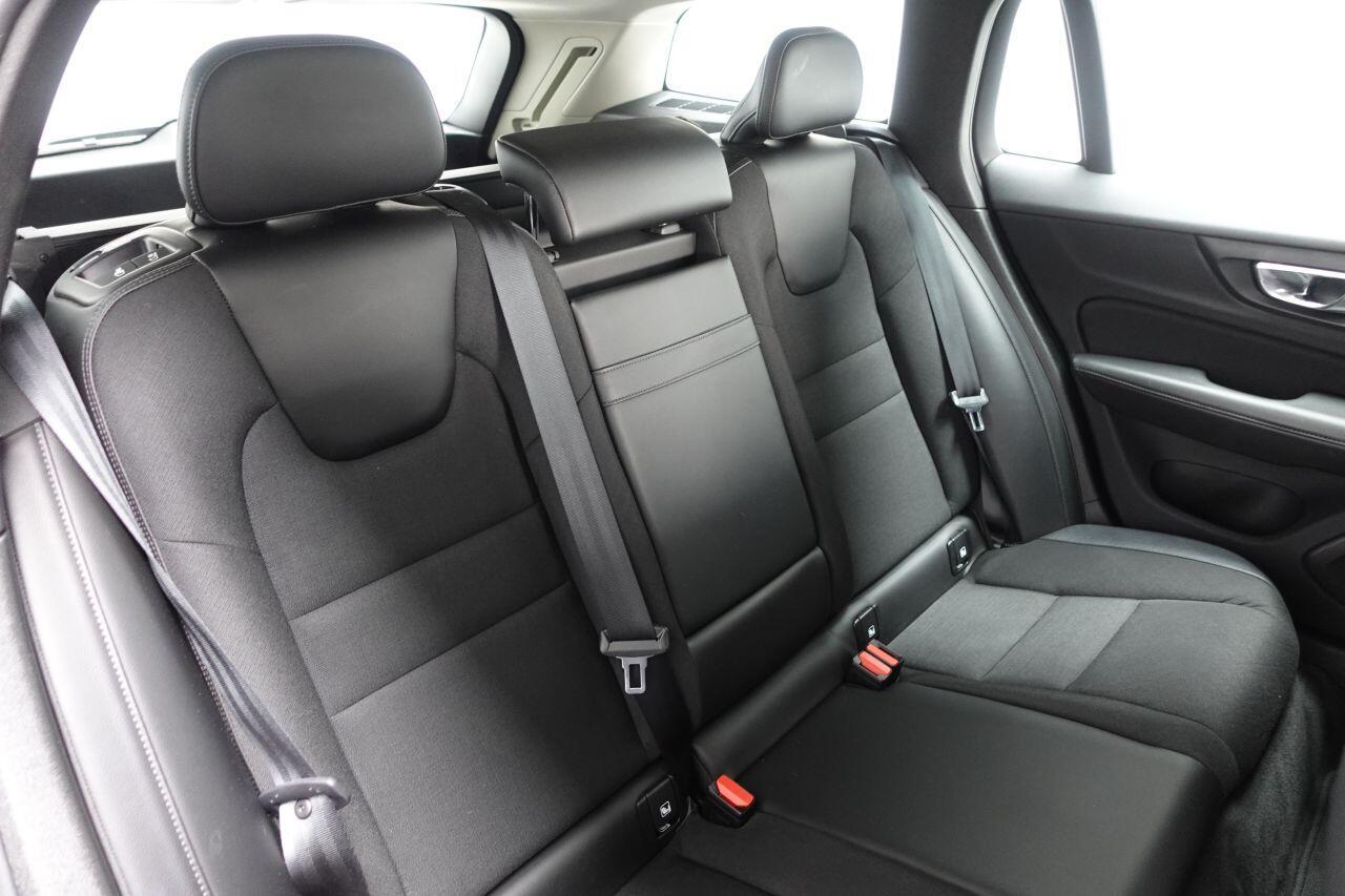 Volvo V60 - Image 18