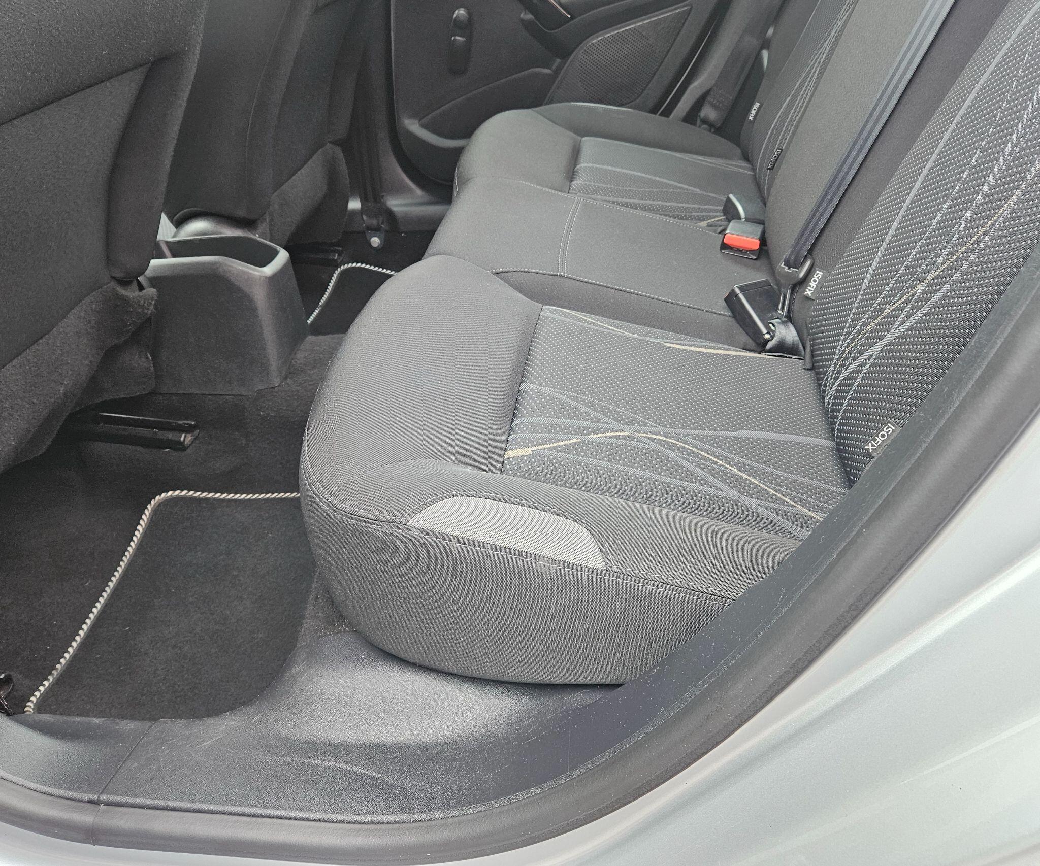 Peugeot 208 - Image 55