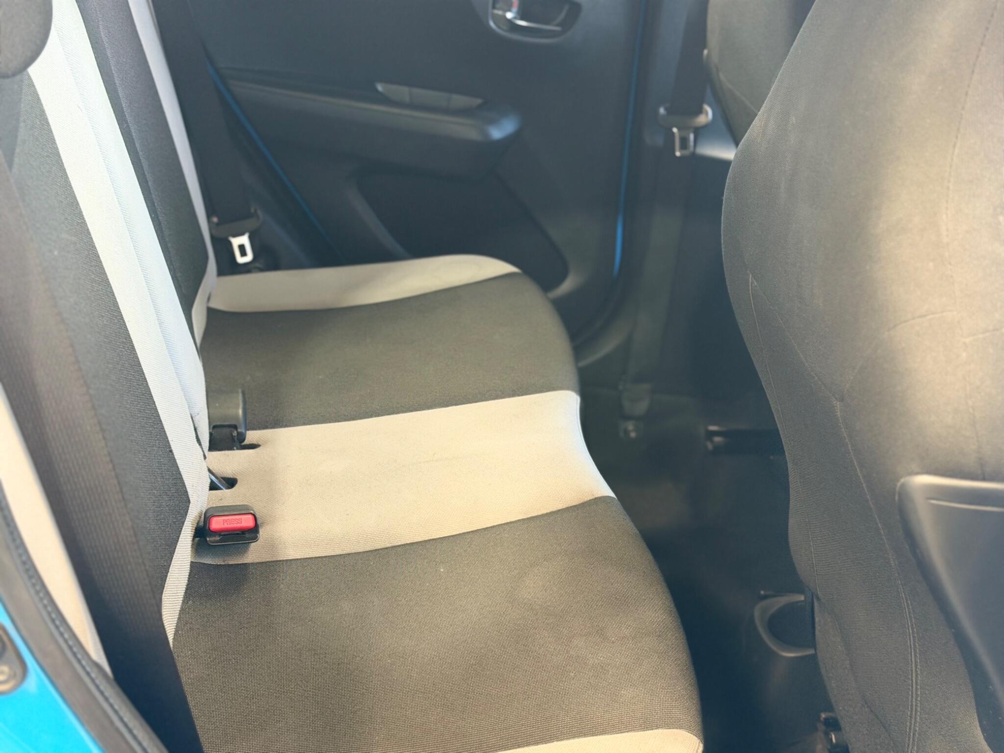 Toyota Aygo - Image 36