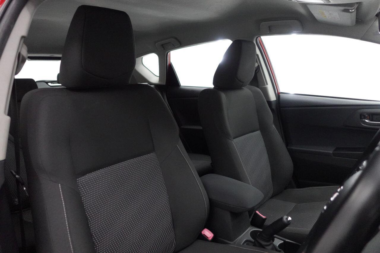Toyota Auris - Image 3