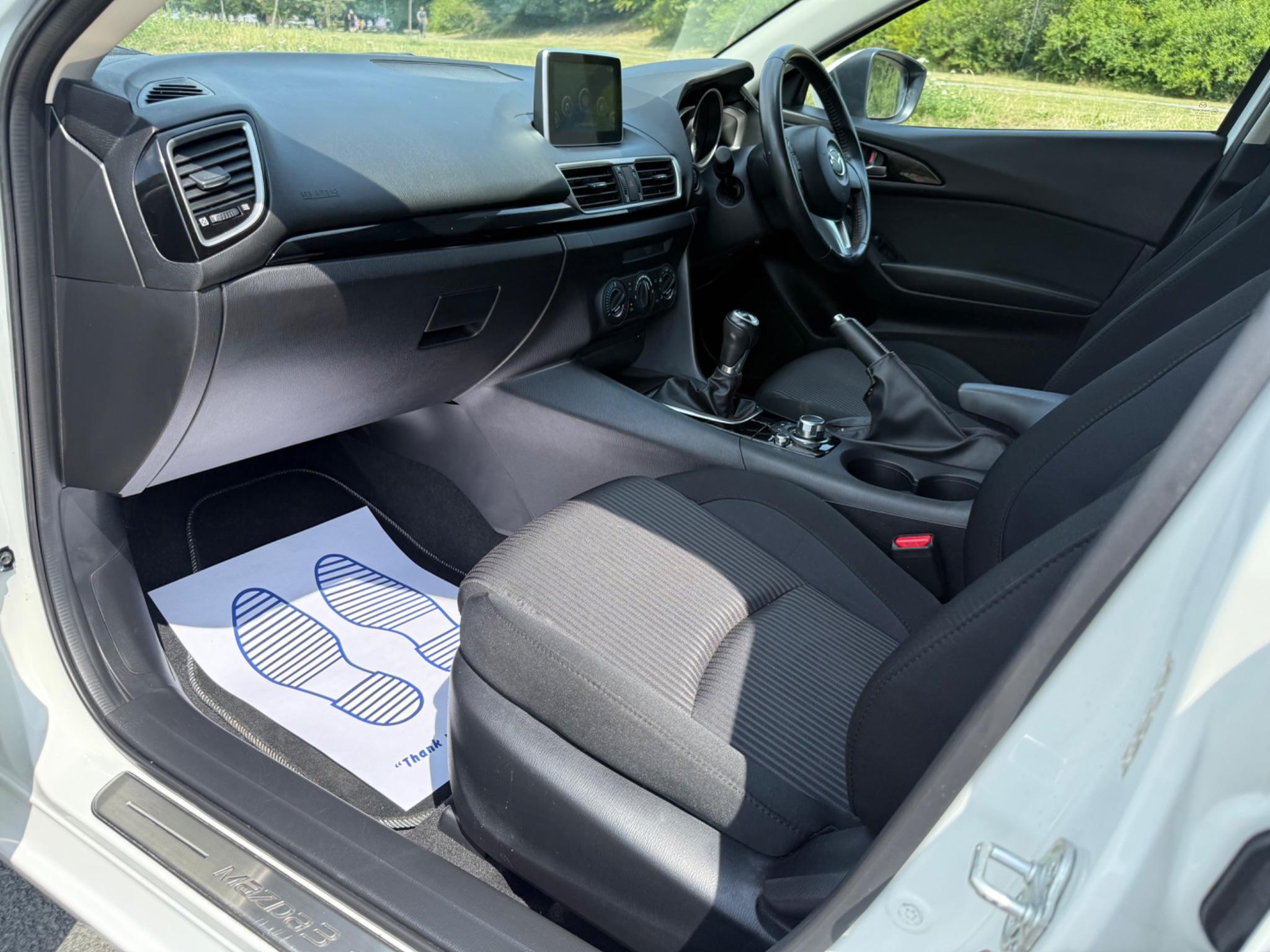 Mazda MAZDA3 - Image 14