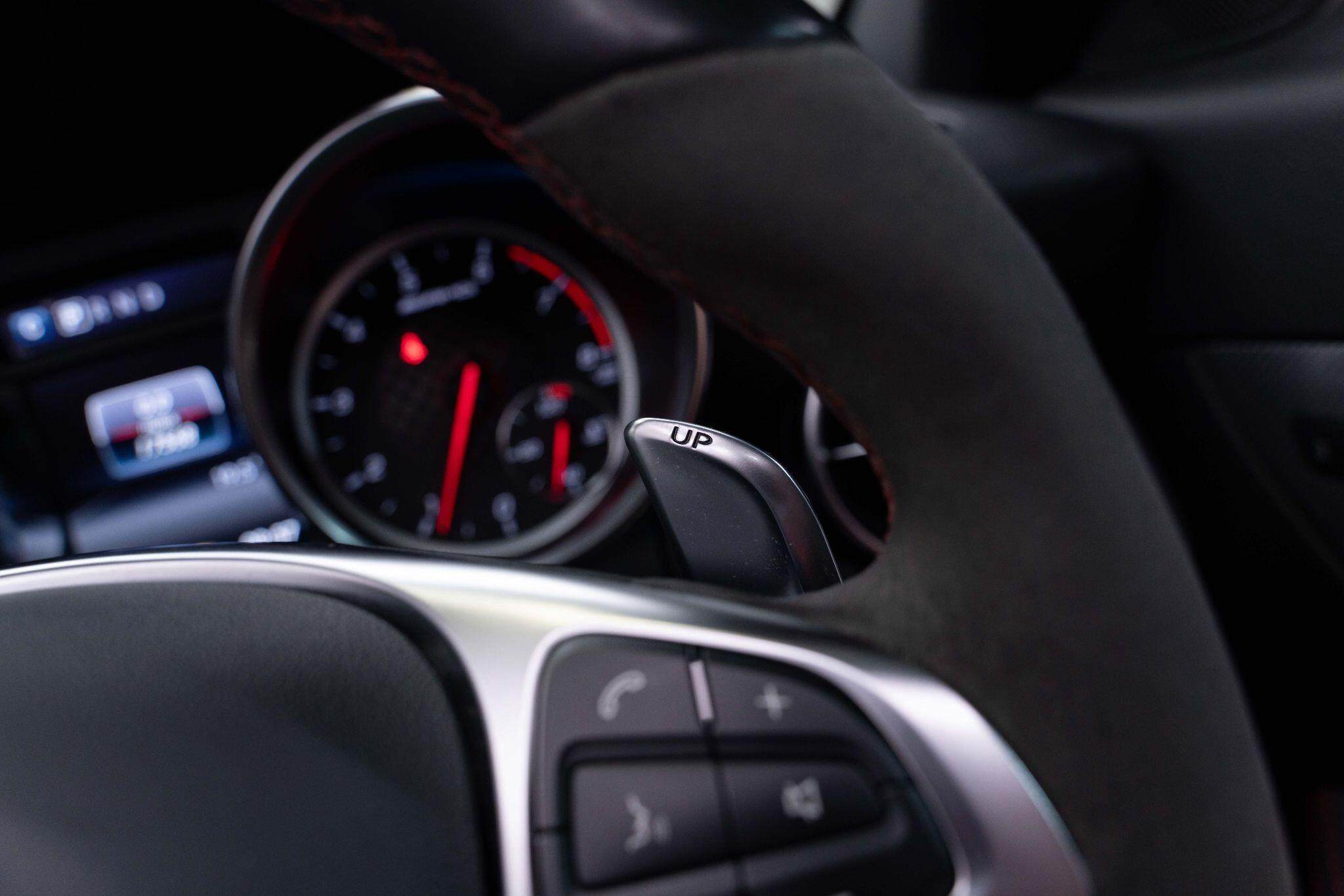 Mercedes SLC - Image 19