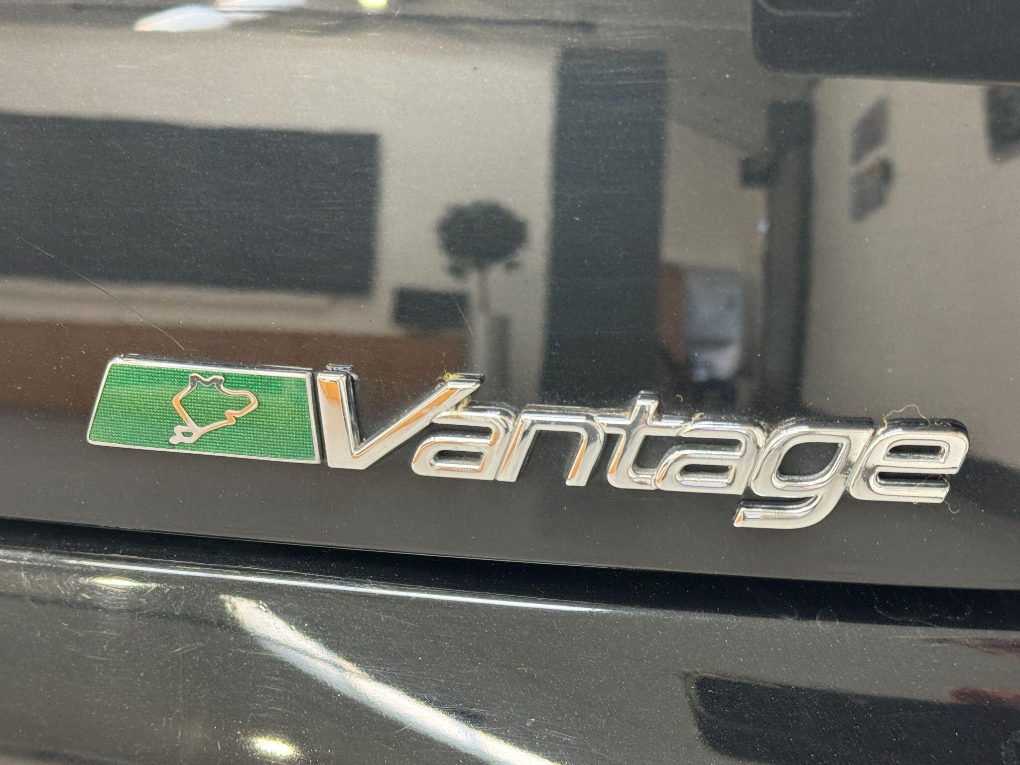 Aston Martin Vantage - Image 86
