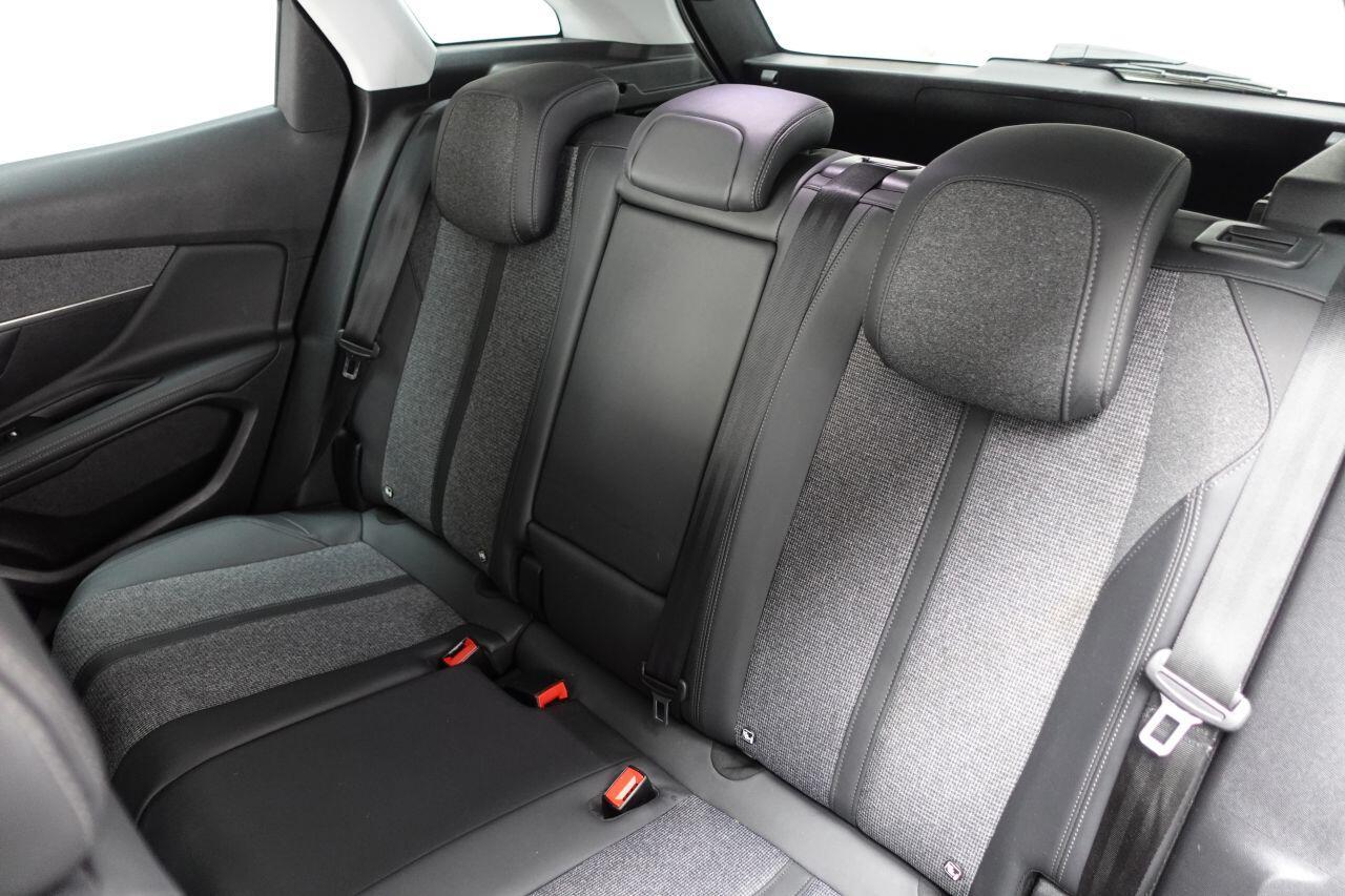Peugeot 3008 - Image 20