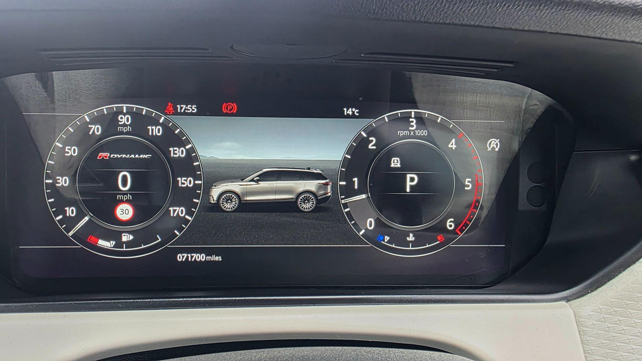 Land Rover Range Rover Velar - Image 34