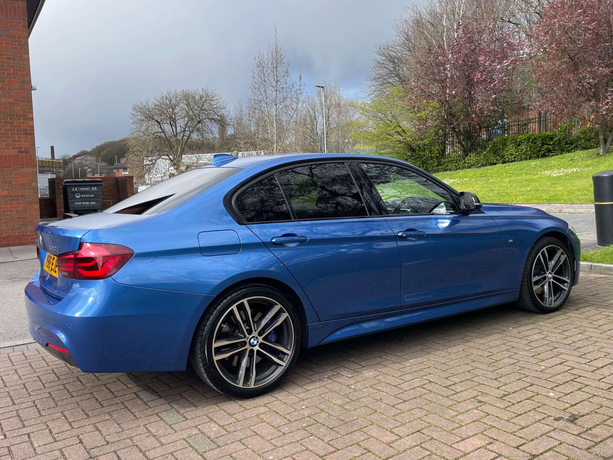 BMW 3 Series - Image 15