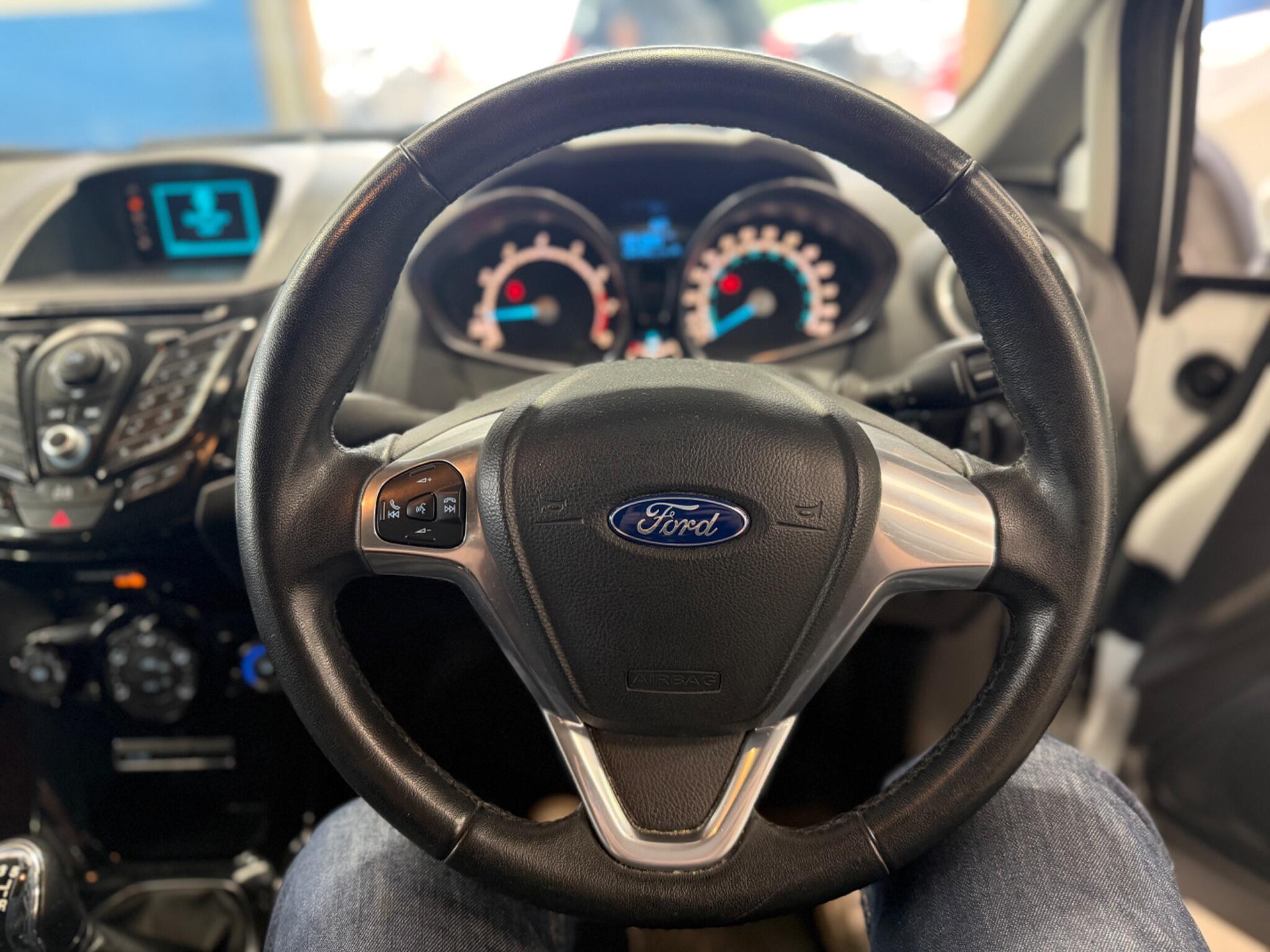 Ford Fiesta - Image 20