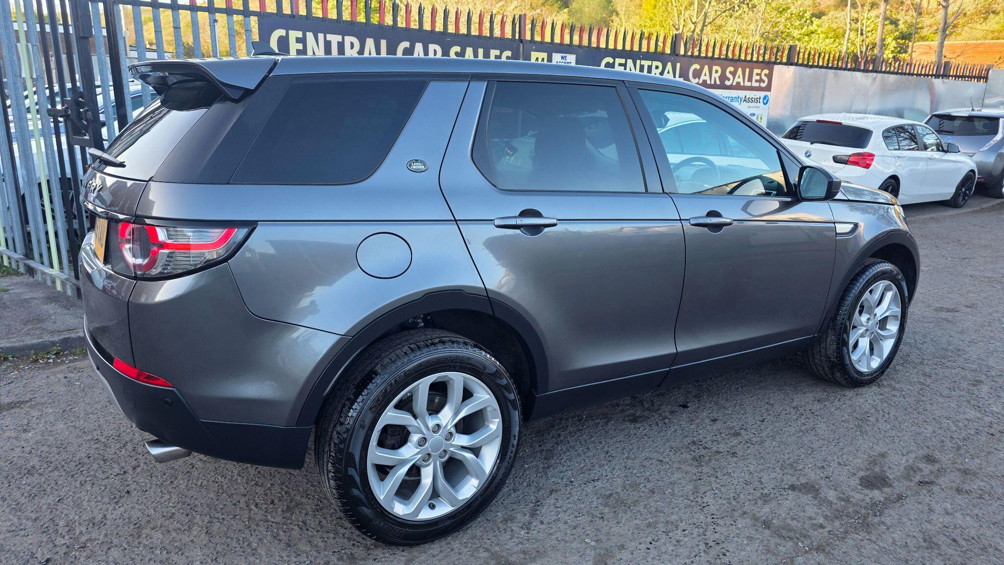 Land Rover DISCOVERY SPORT - Image 11