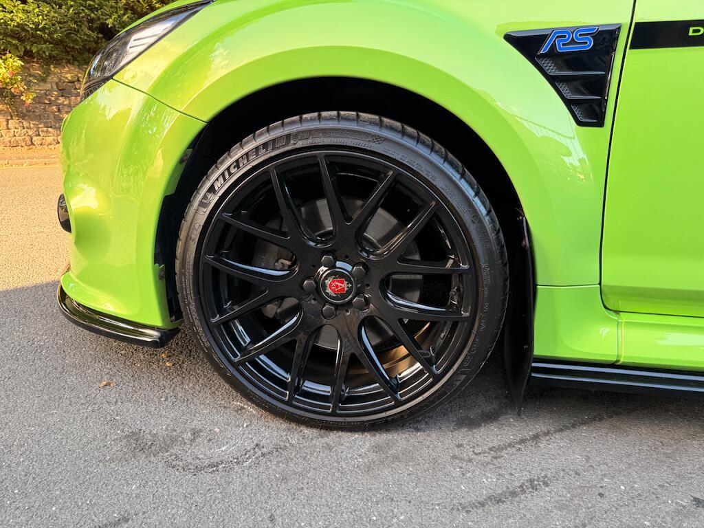 Ford Focus - Image 19