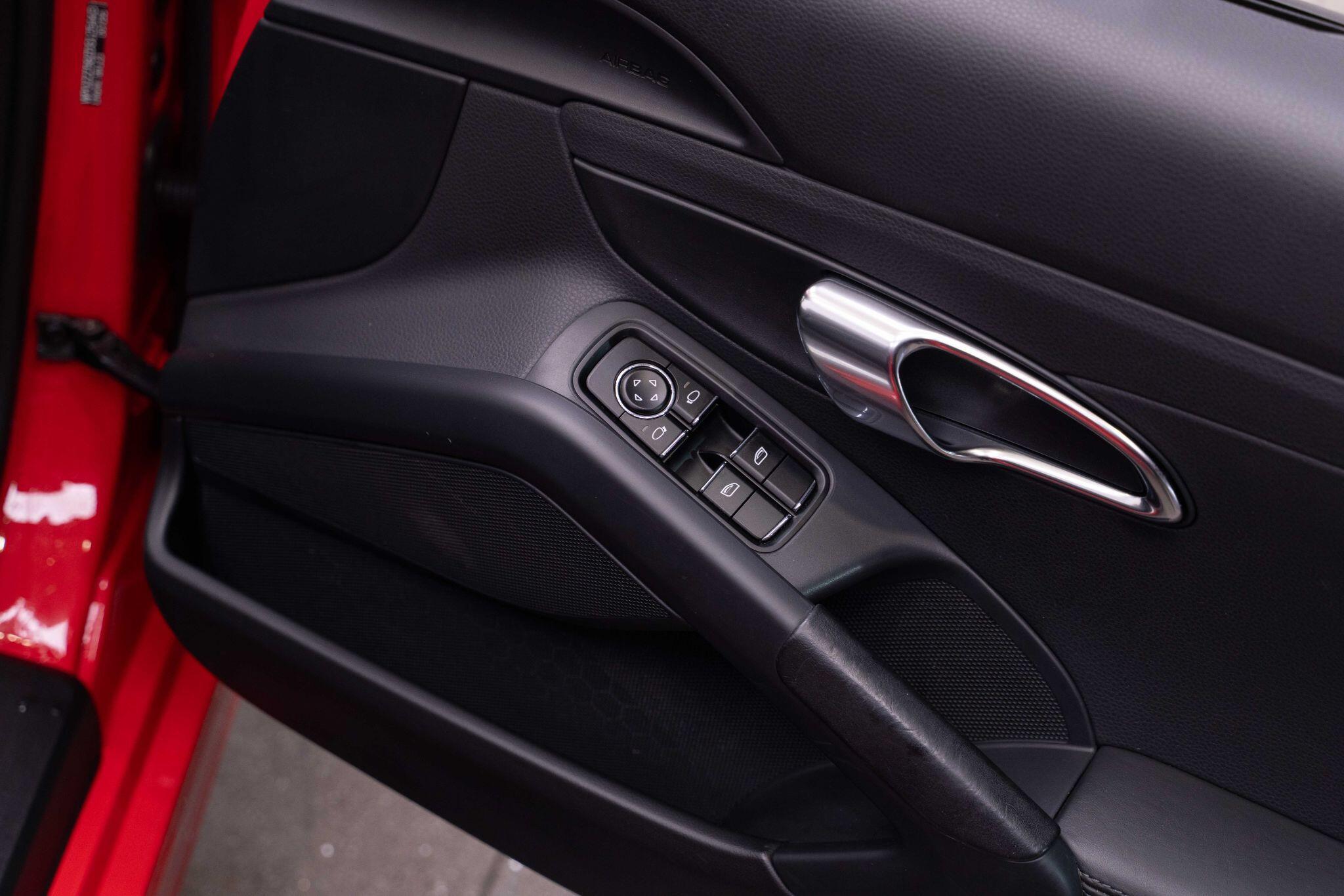 Porsche Boxster - Image 13